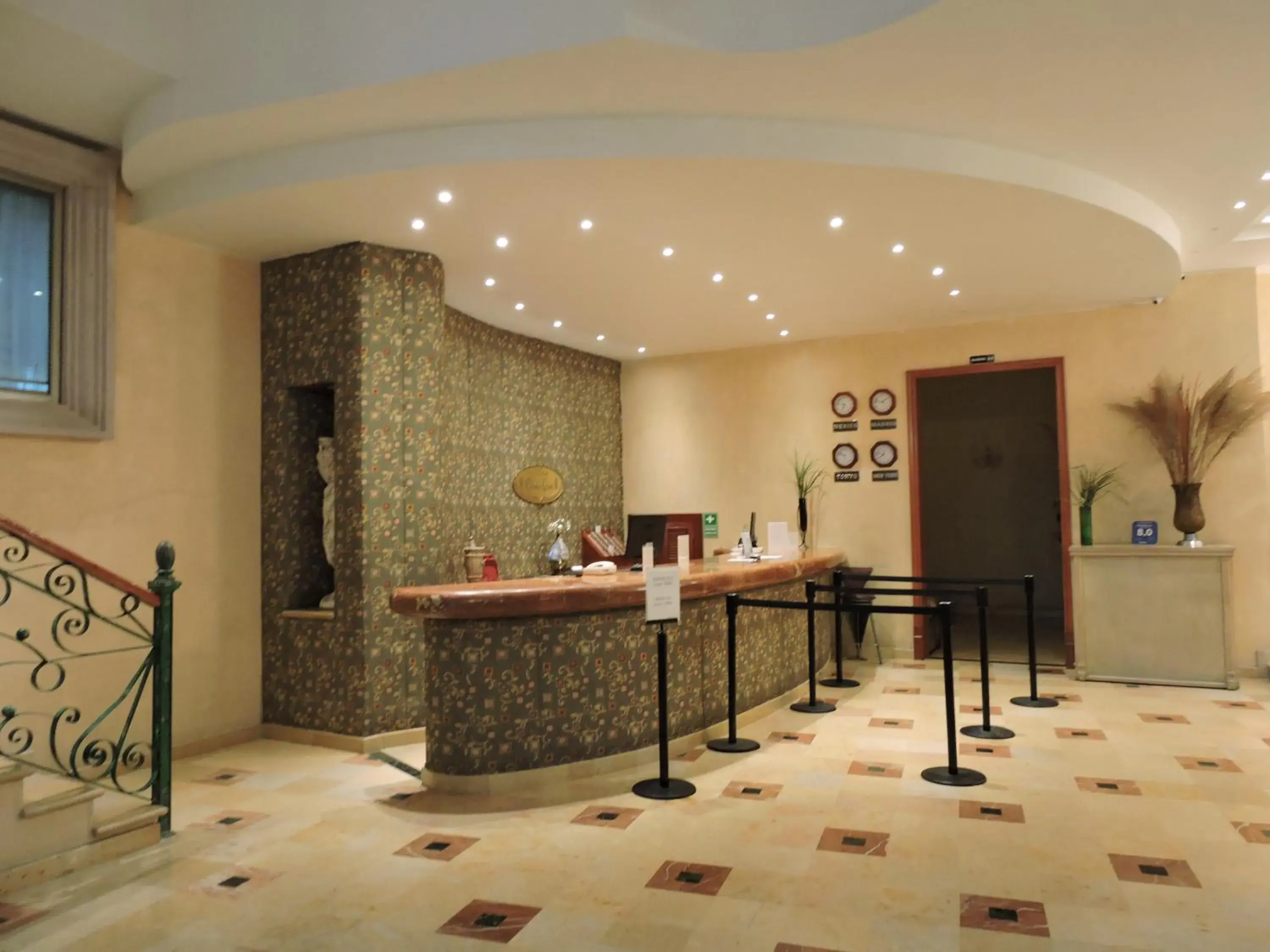 Lobby or reception, Lobby/Reception in Hotel Quinta Cesar