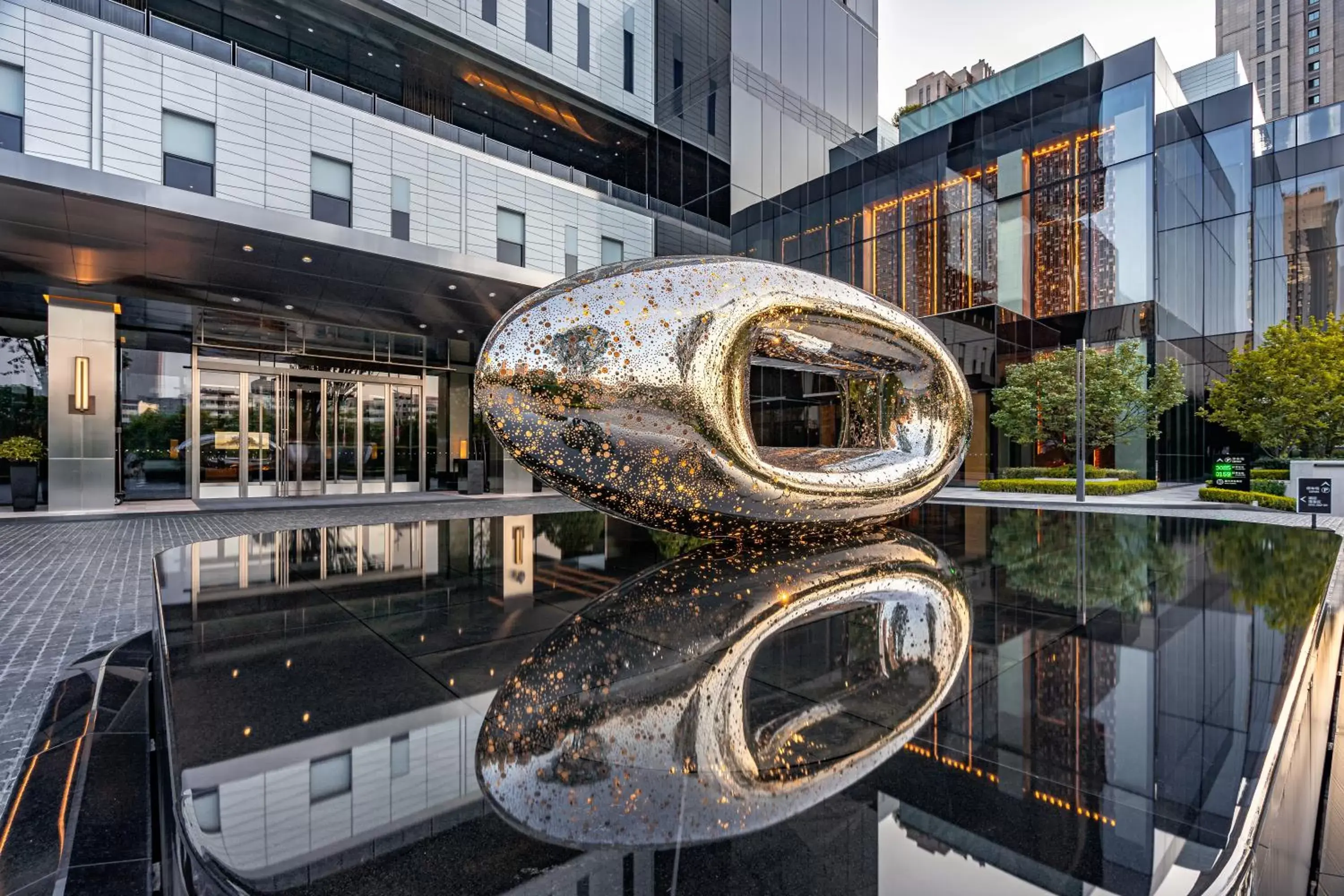 Property building, Swimming Pool in The Ritz-Carlton, Xi'an