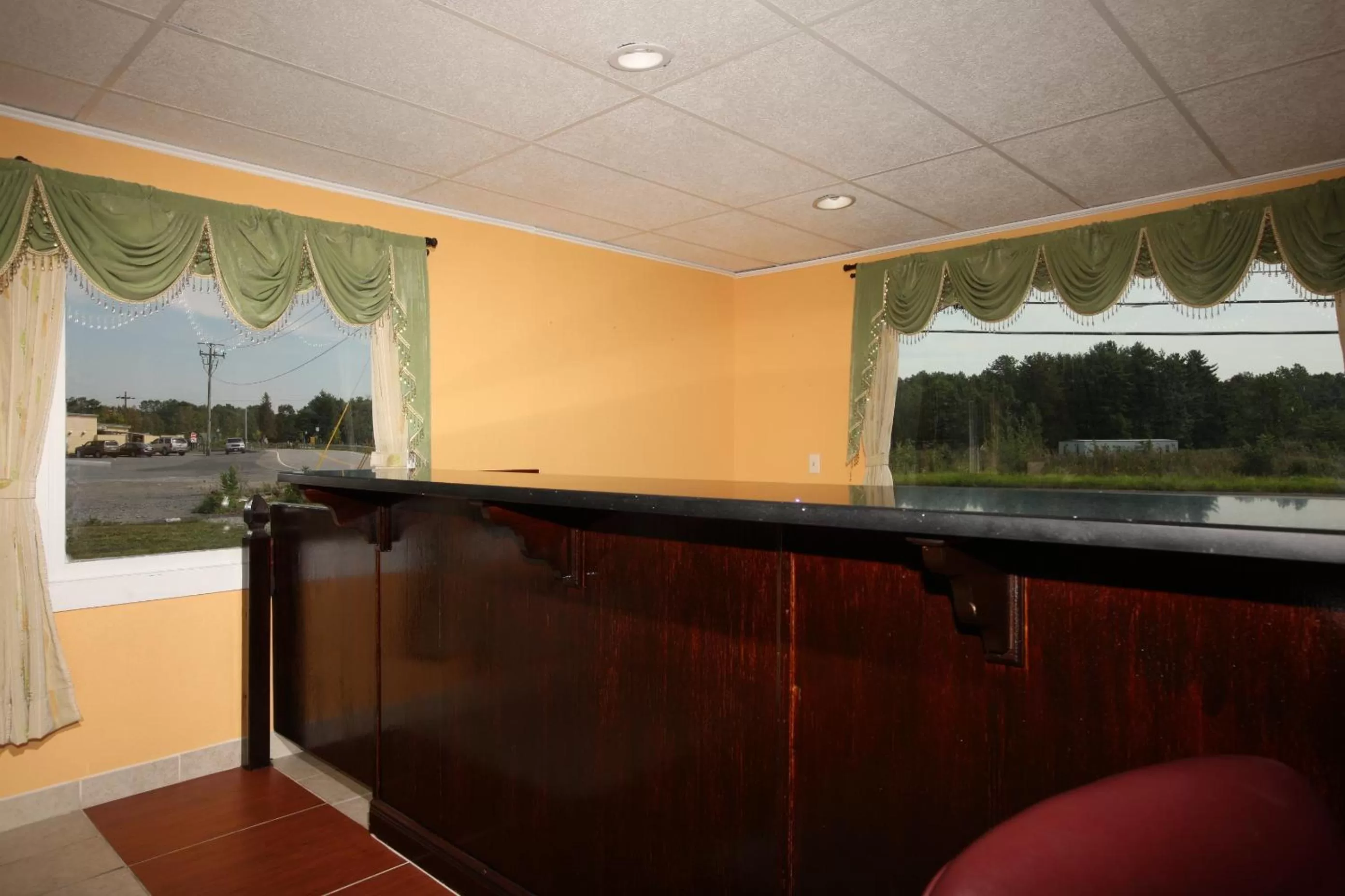 Lobby or reception in Days Inn by Wyndham Queensbury/Lake George