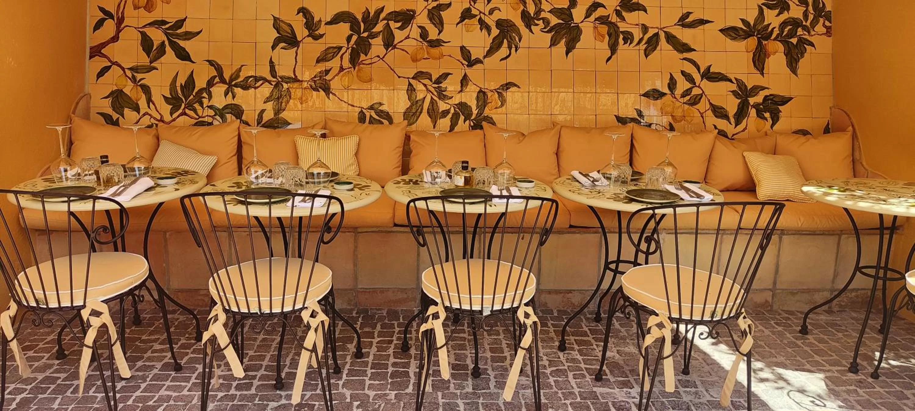 Restaurant/places to eat in Hôtel La Pérouse Nice Baie des Anges