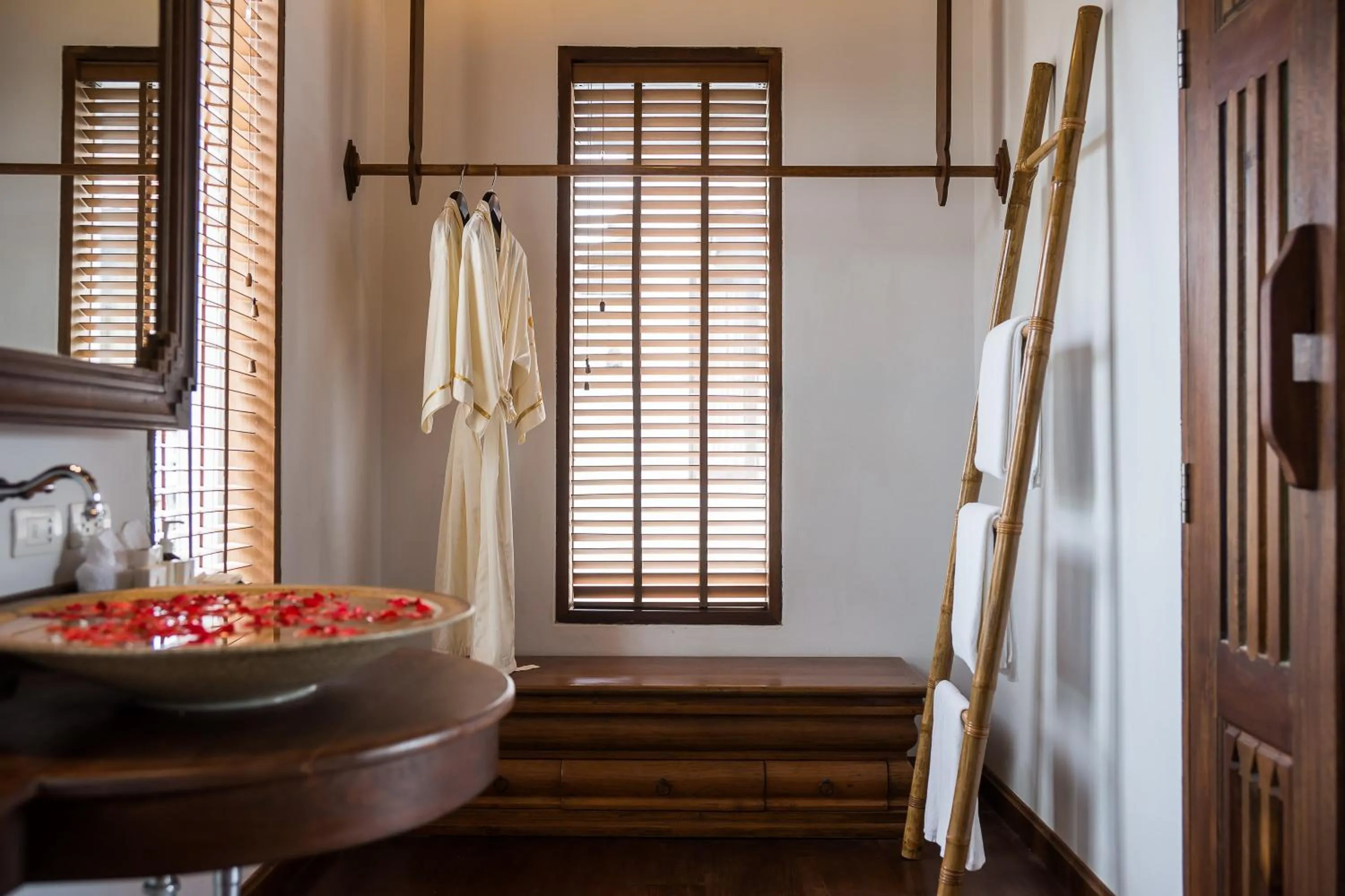 Bathroom in Royal Muang Samui Villas