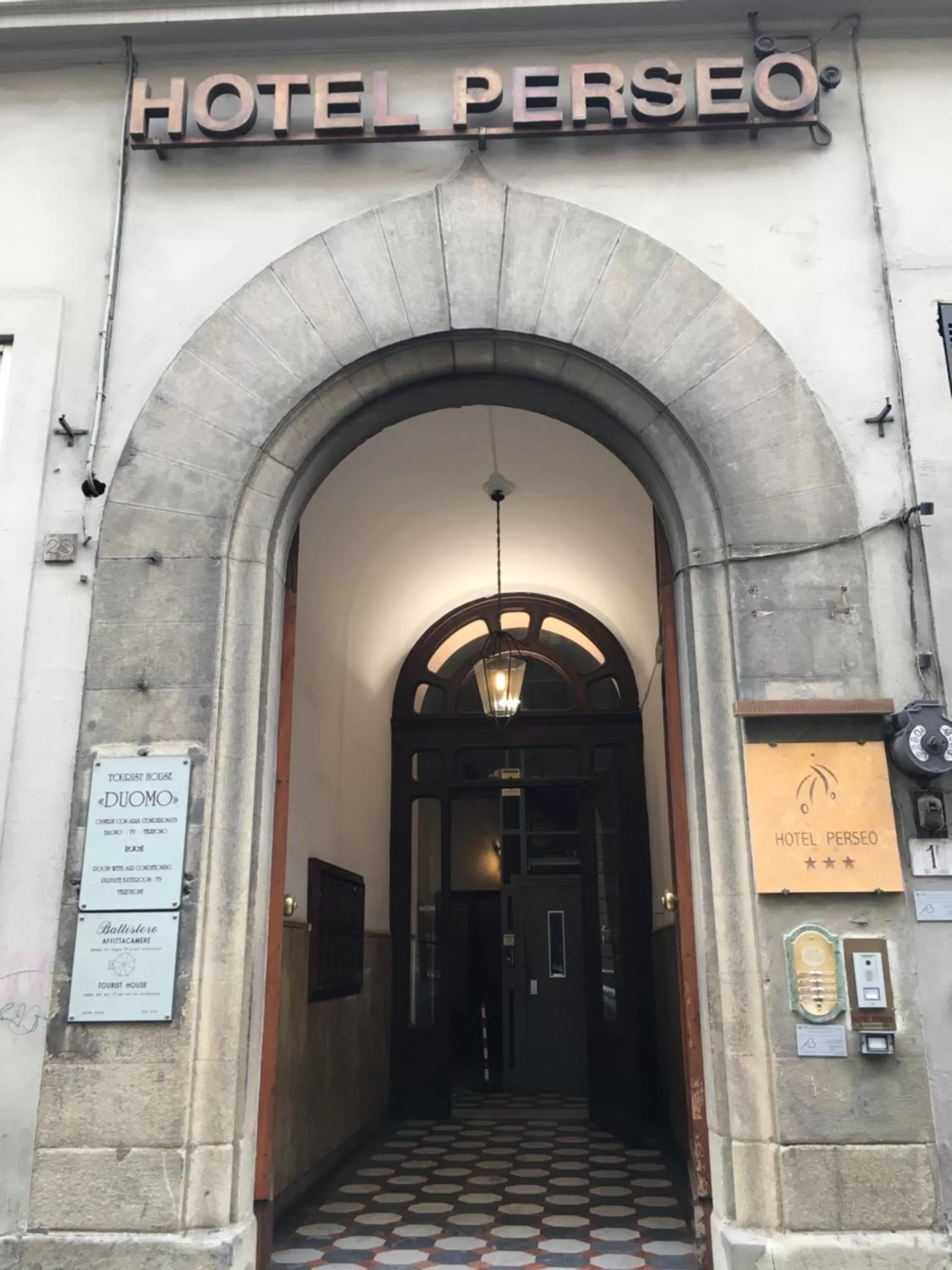Facade/entrance in Hotel Perseo