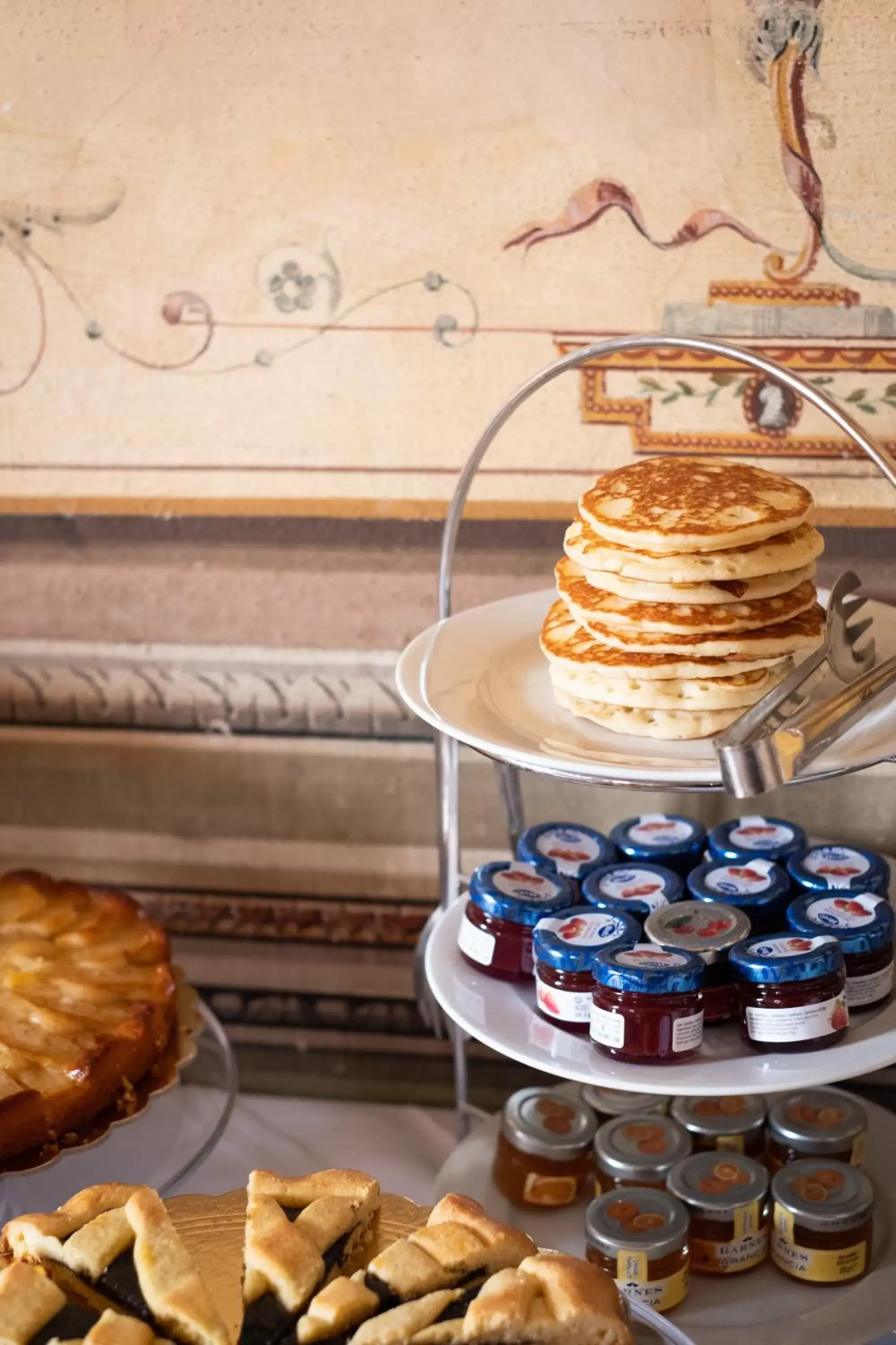 Food in Bosone Palace