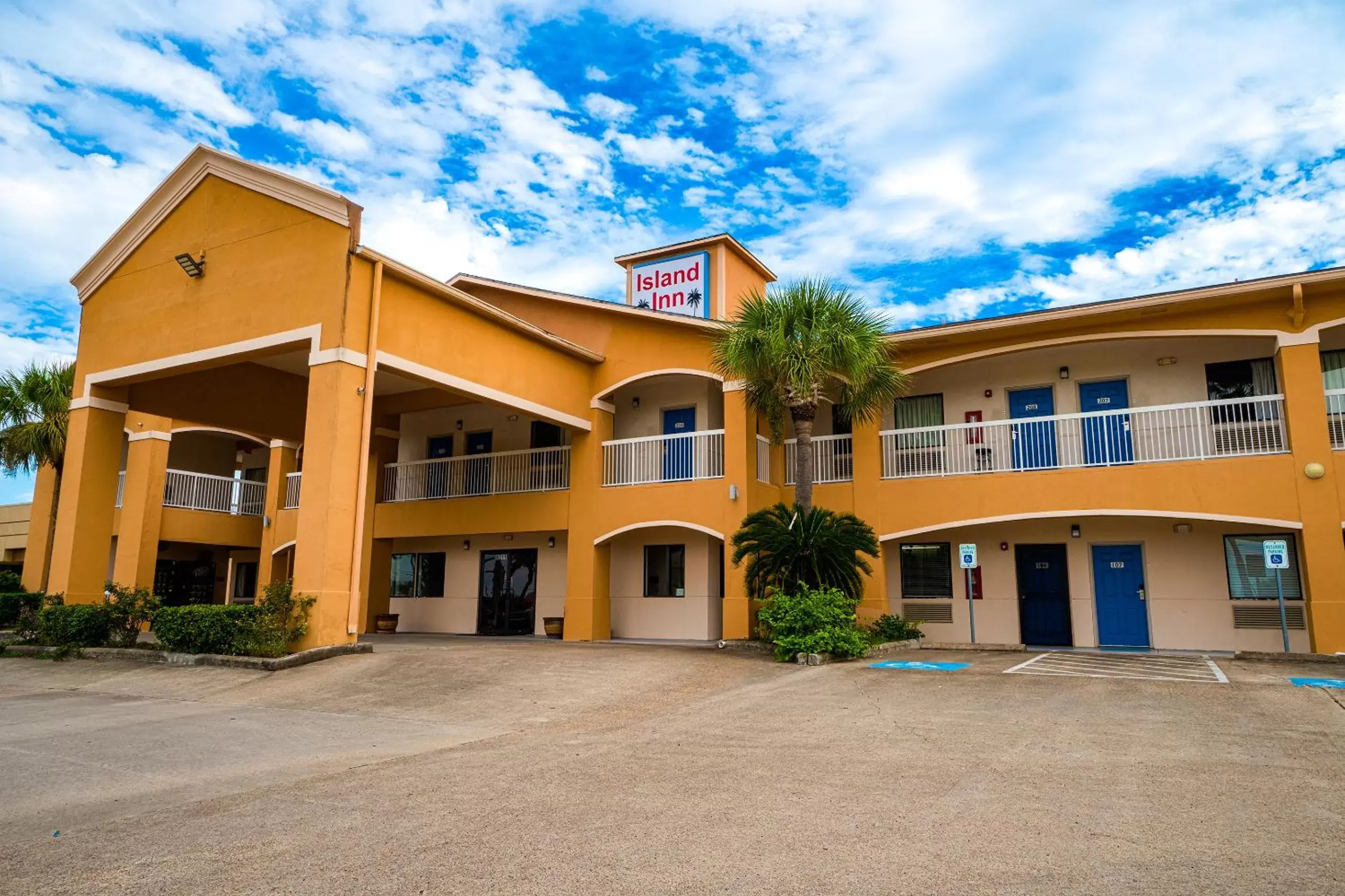 Property Building in Island Inn By OYO Galveston Beach, TX