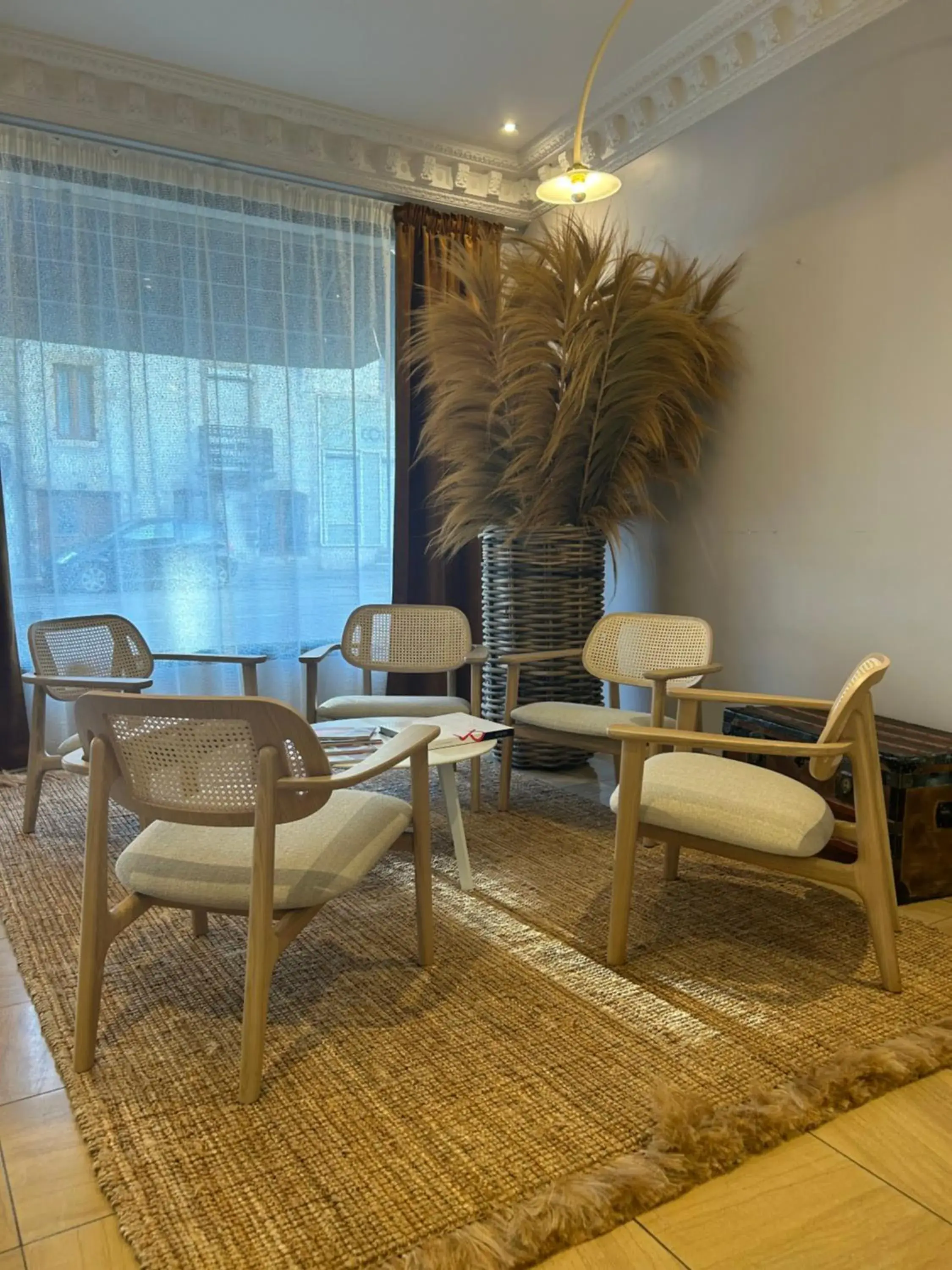 Lobby or reception, Seating Area in Hotel Henry Ii Beaune Centre