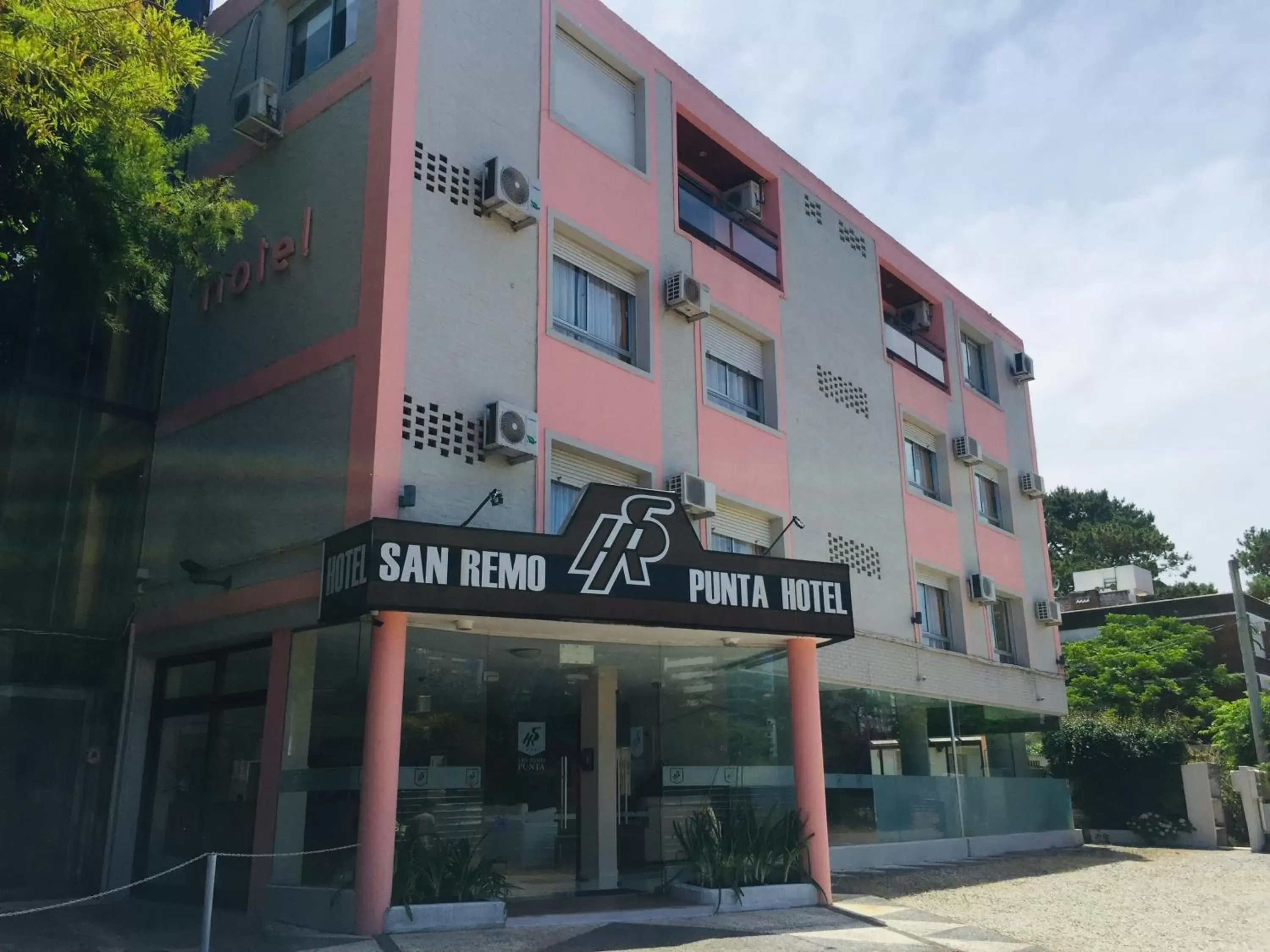 Property building in San Remo Punta Hotel