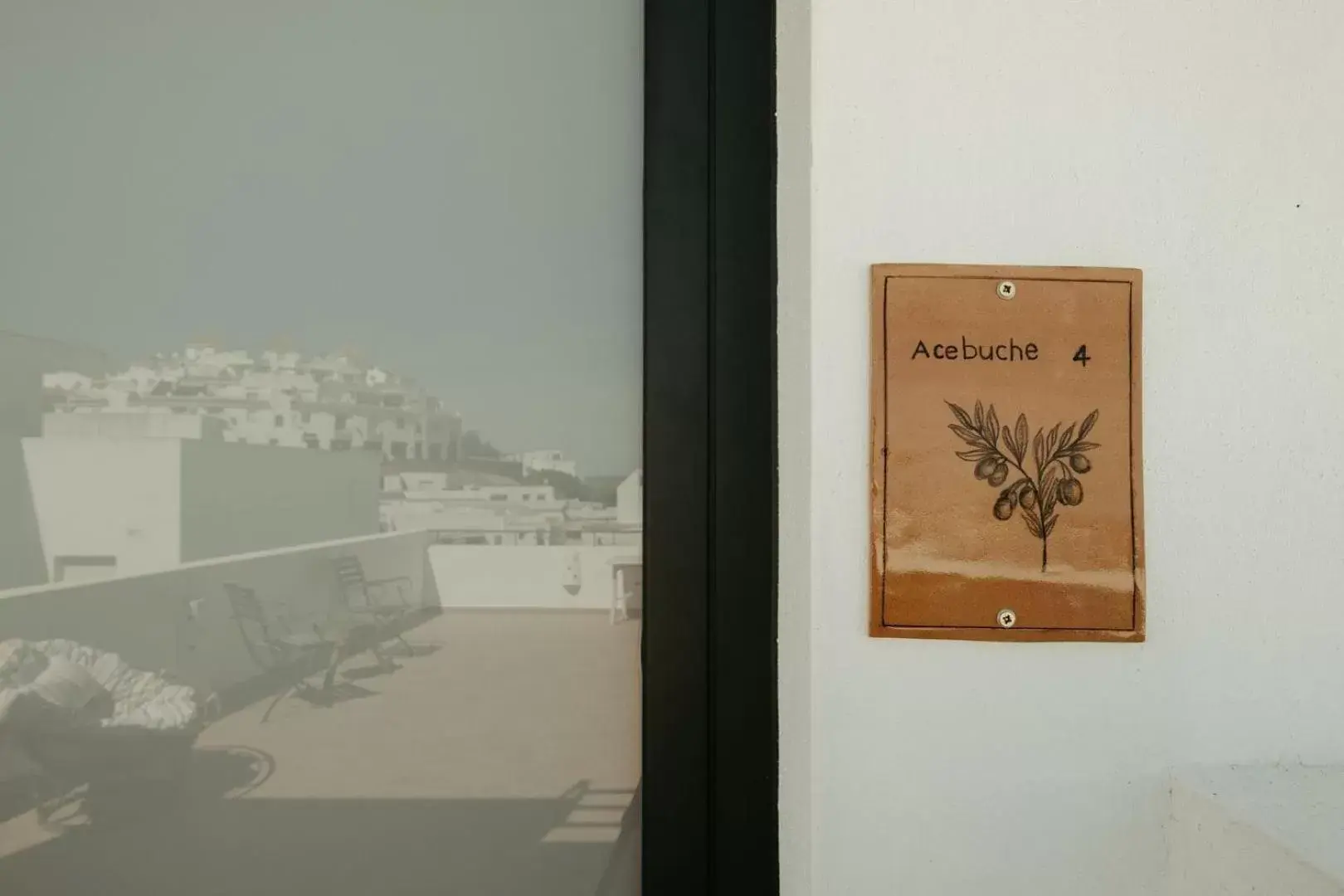 Logo/Certificate/Sign in Casa Victoire Ayamonte