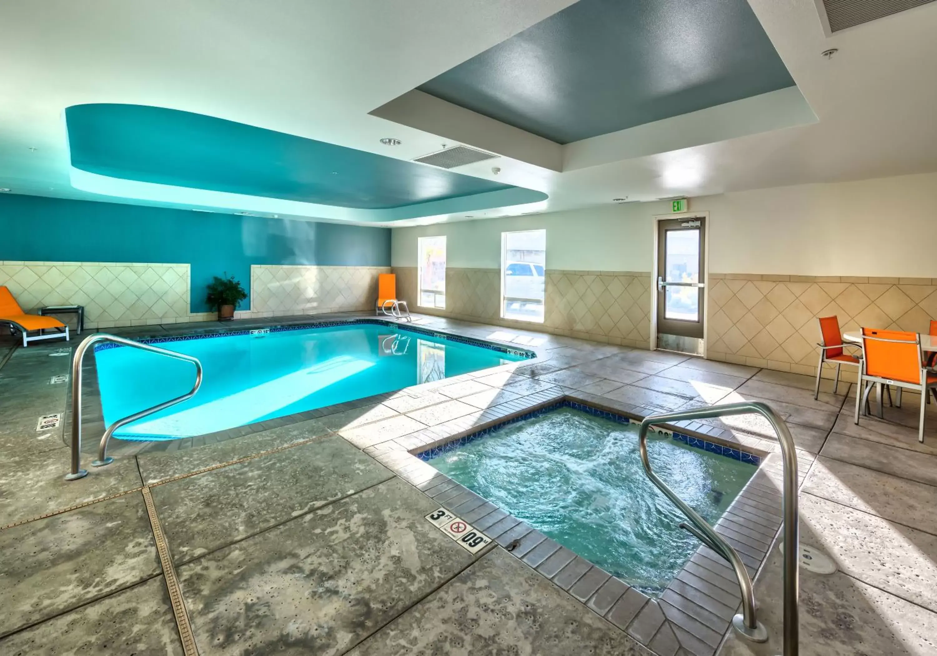 Swimming Pool in Holiday Inn Express Hotel & Suites Minden, an IHG Hotel