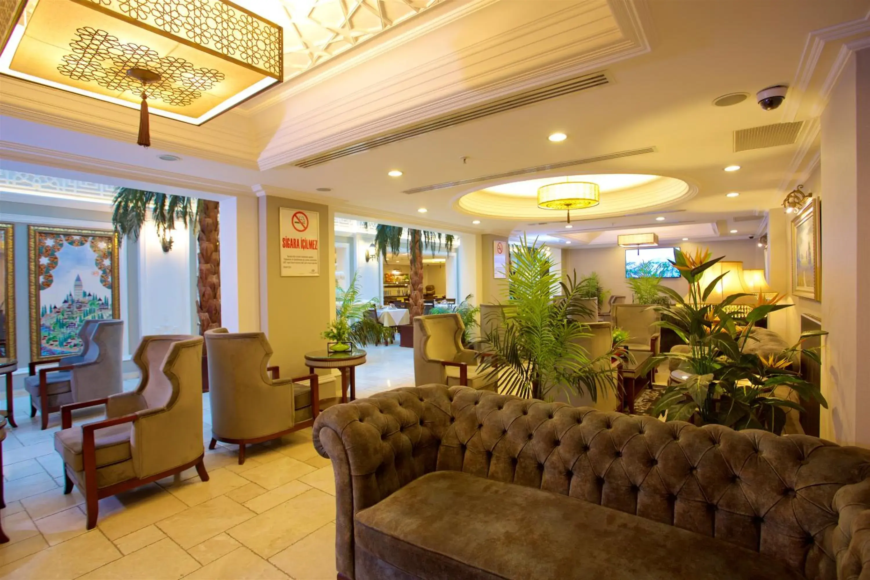 Seating area, Lobby/Reception in Emporium Hotel