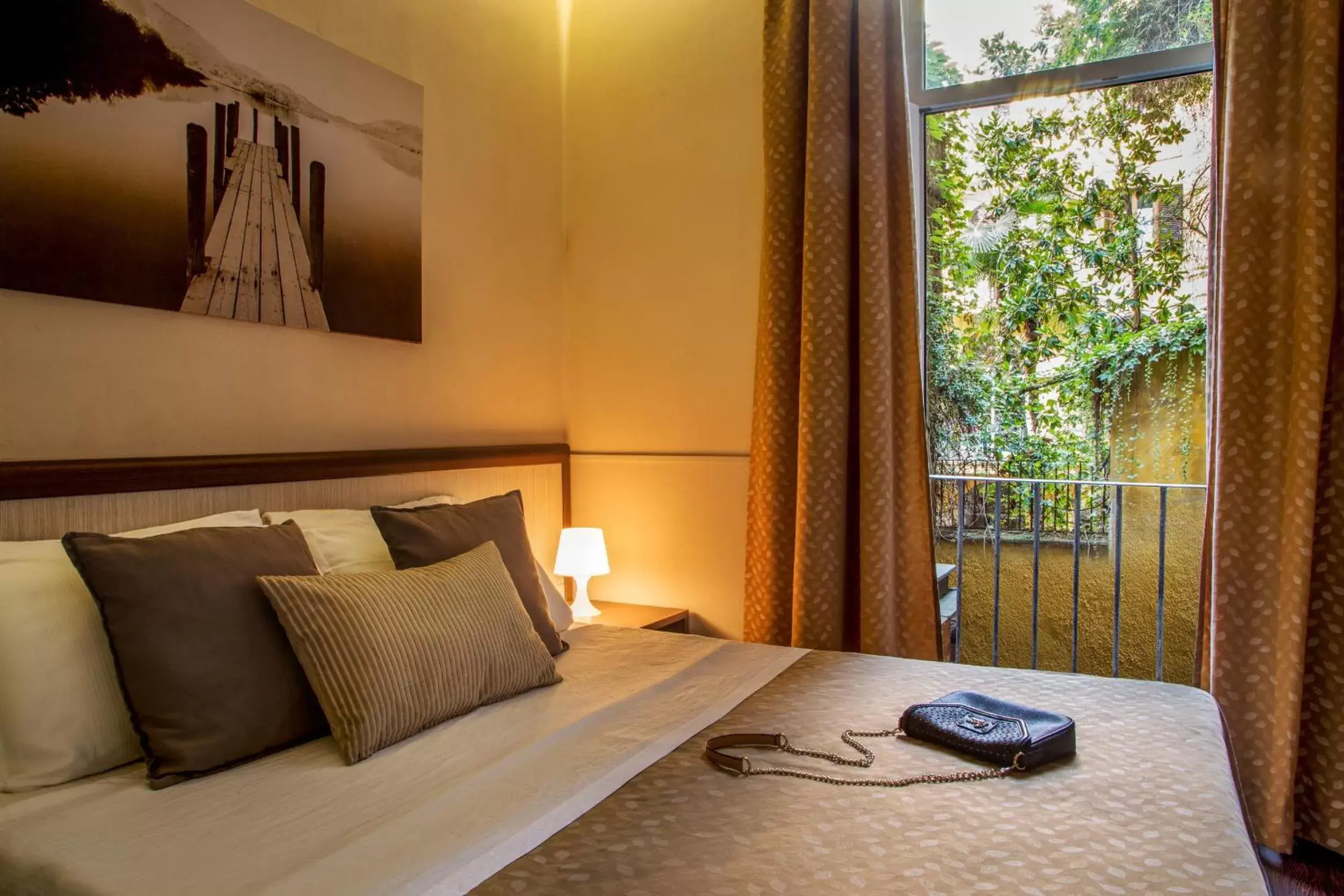 Bedroom, Bed in Corso Grand Suite
