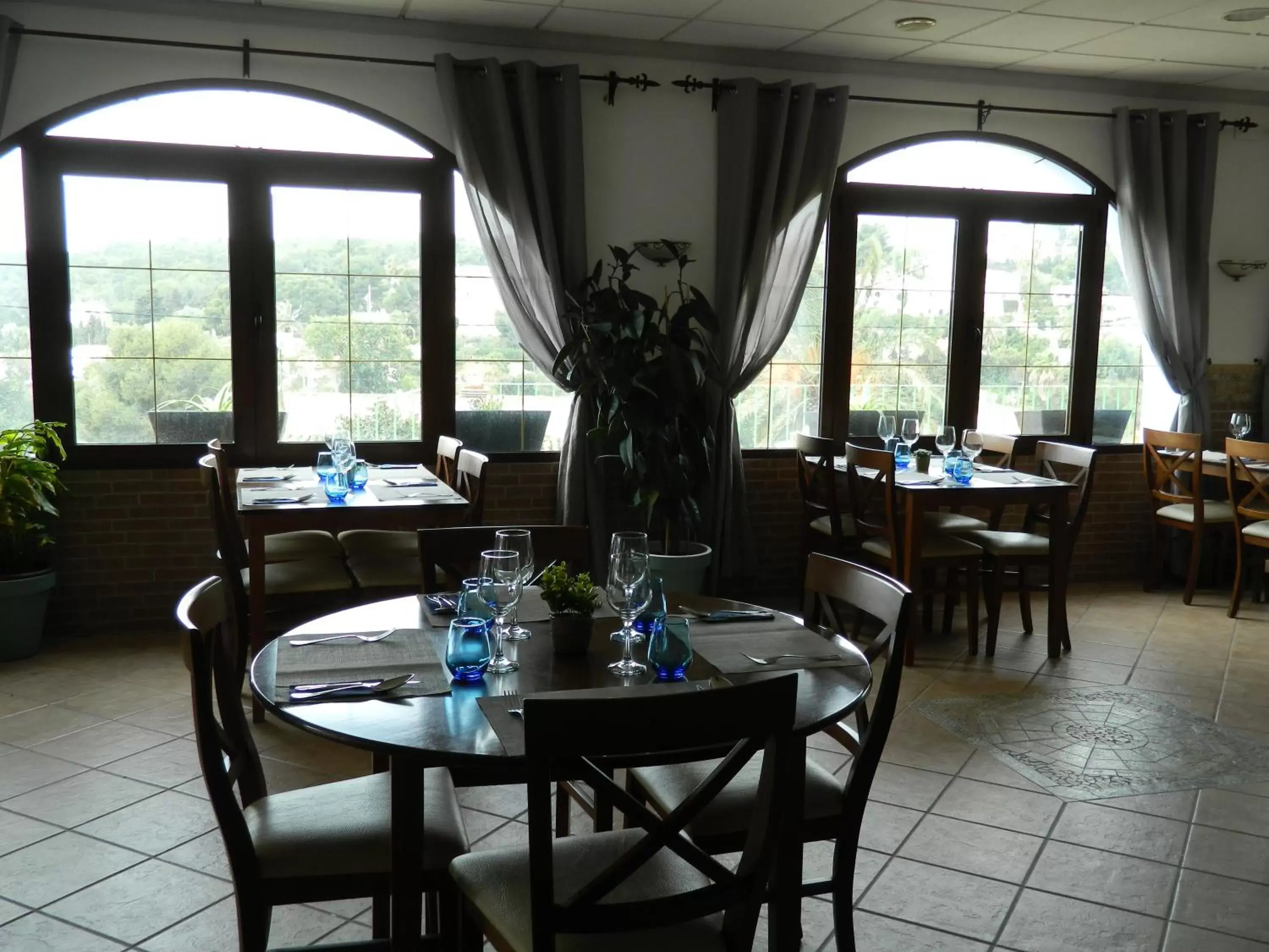 Restaurant/Places to Eat in Hotel Restaurant Baladrar