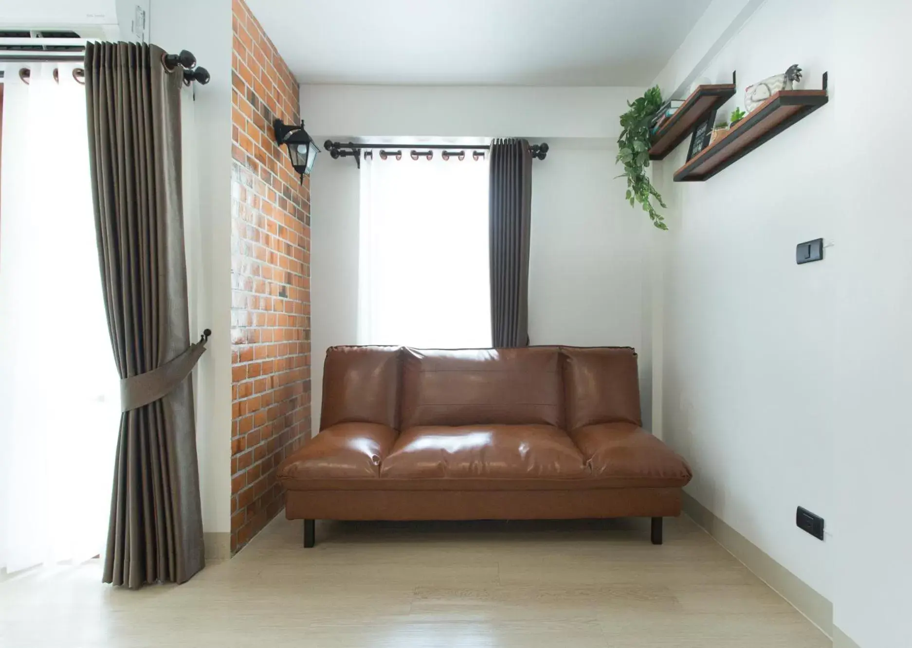 Seating Area in The Old City Wall Inn