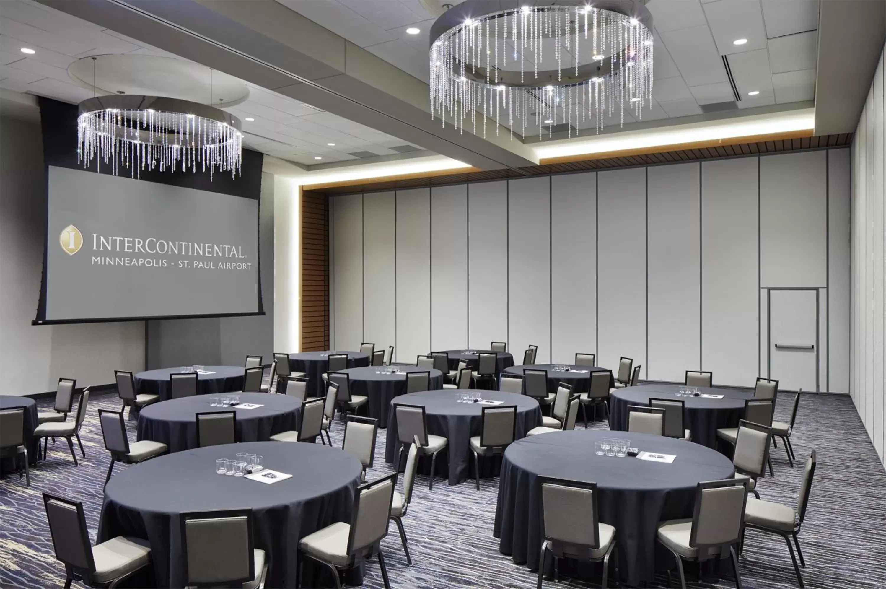 Banquet/Function facilities in InterContinental Minneapolis - St. Paul Airport, an IHG Hotel