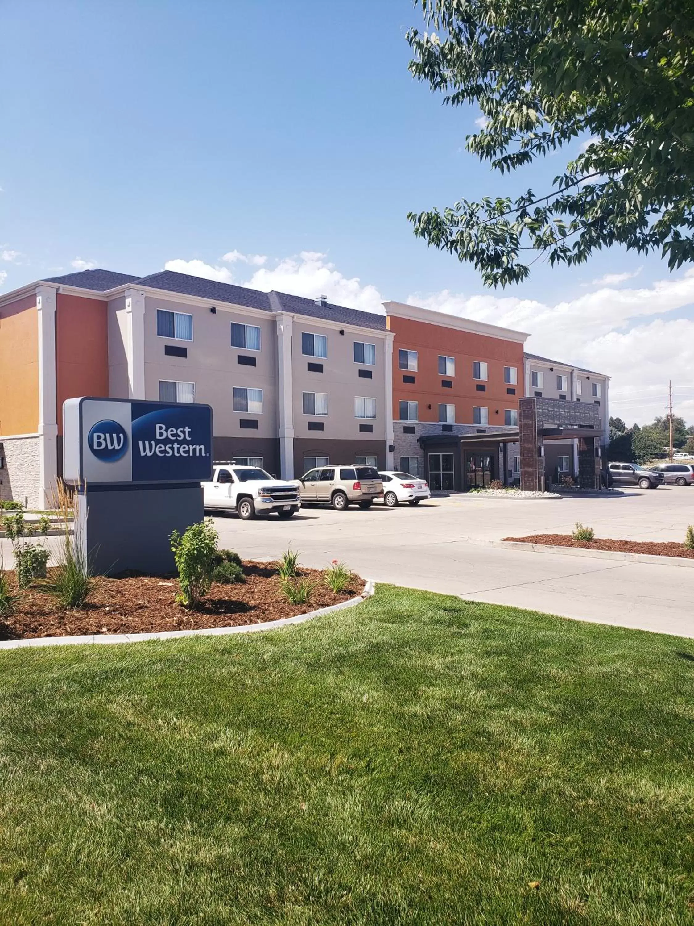 Property Building in Best Western Greeley