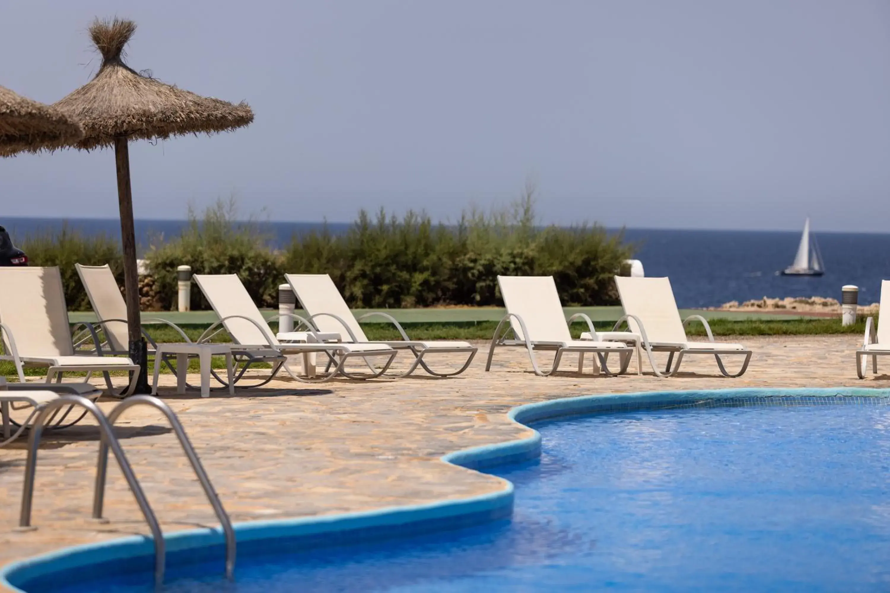 Swimming Pool in RV Hotel Sea Club Menorca