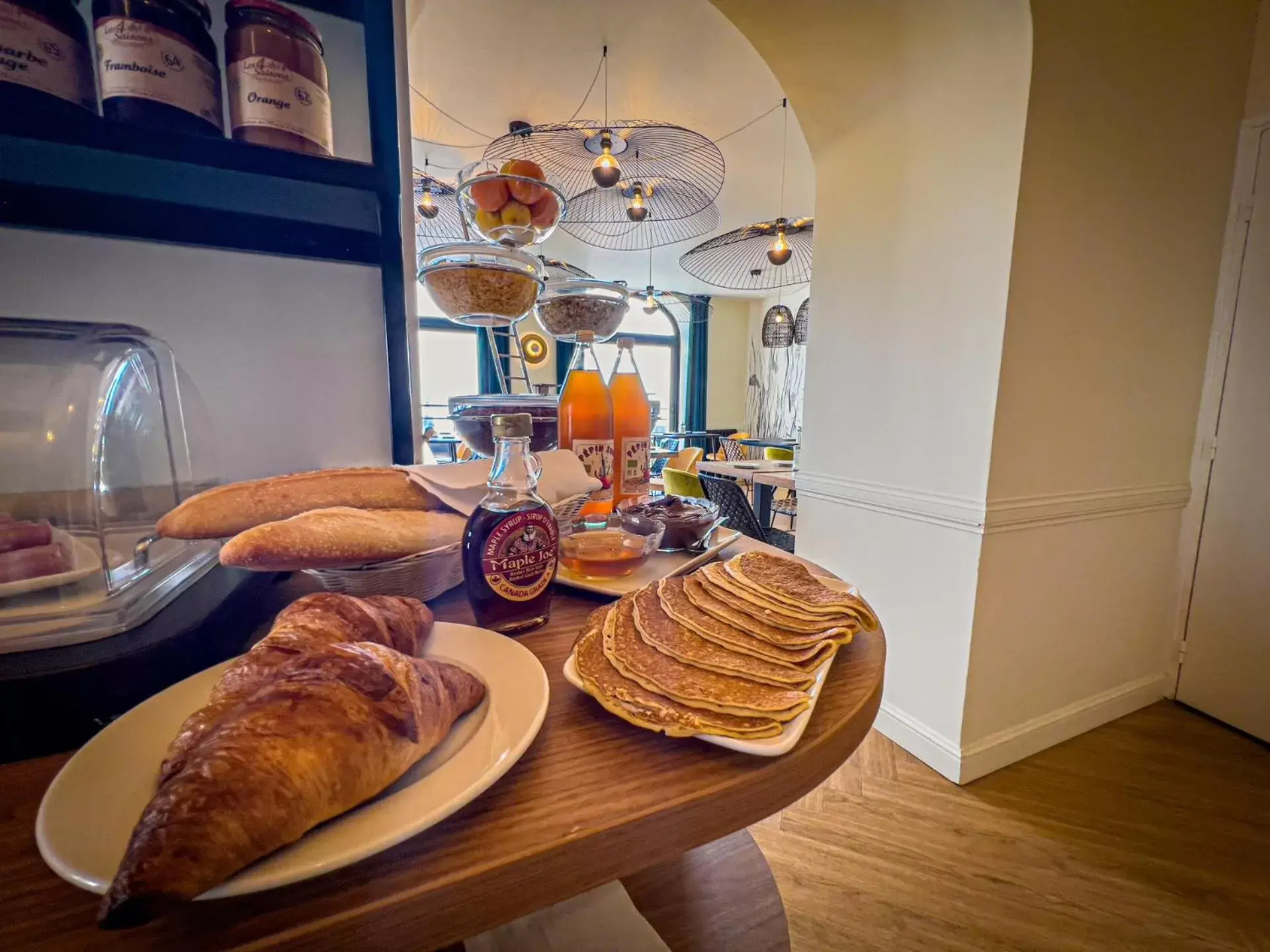 Breakfast in Grand Hôtel de Bretagne