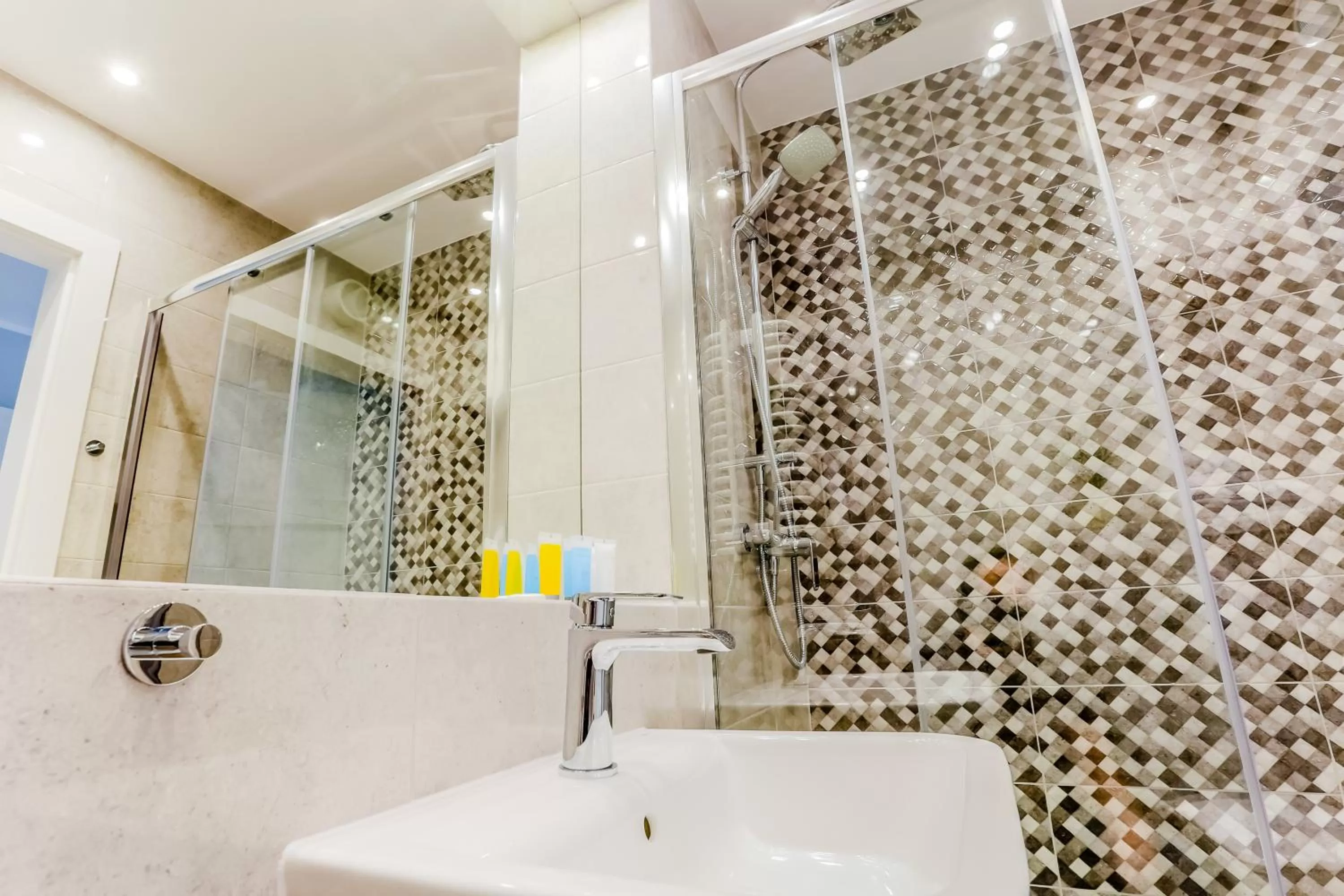 Shower, Bathroom in COIN Apartamenty Krakowska