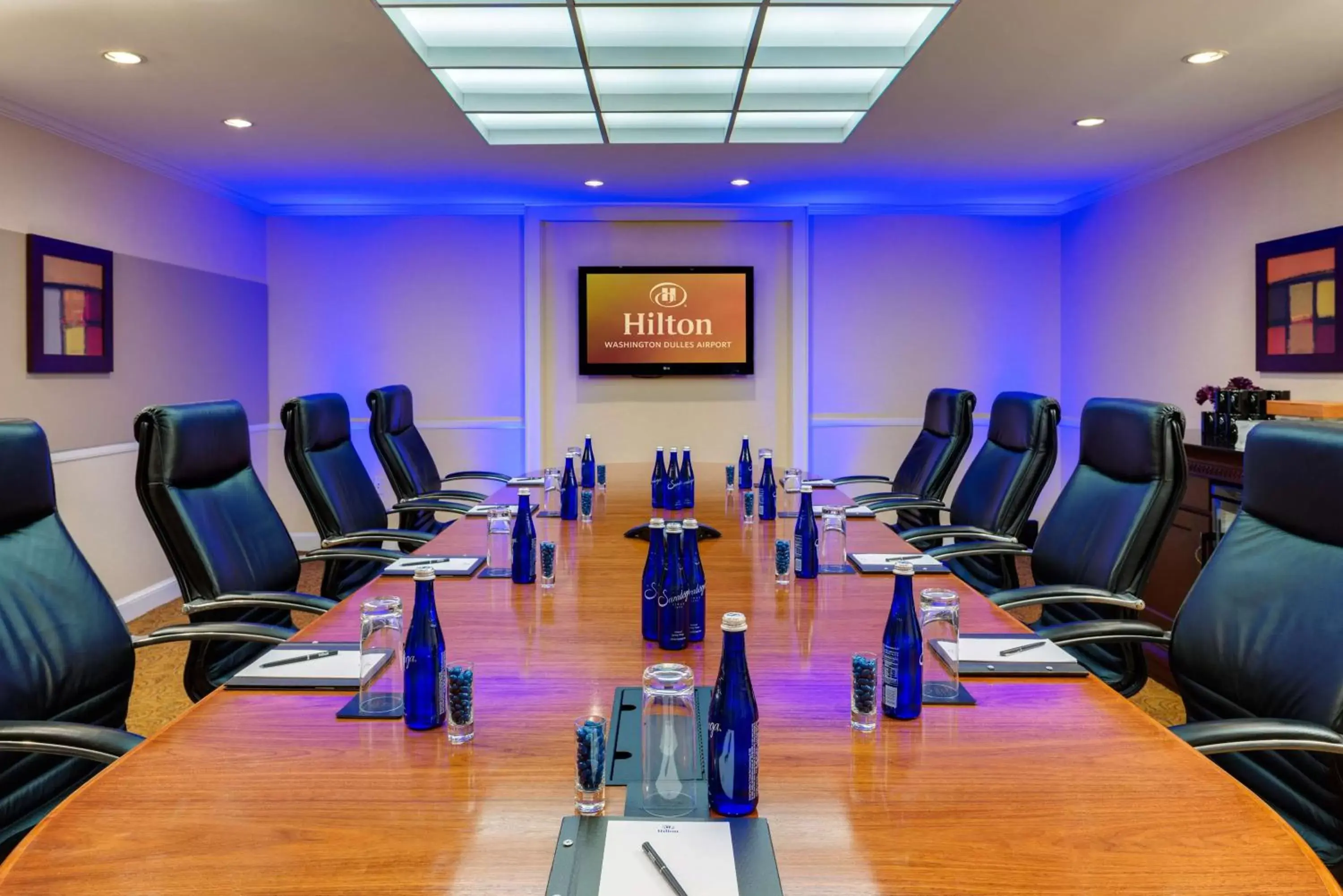 Meeting/conference room in Hilton Washington Dulles Airport