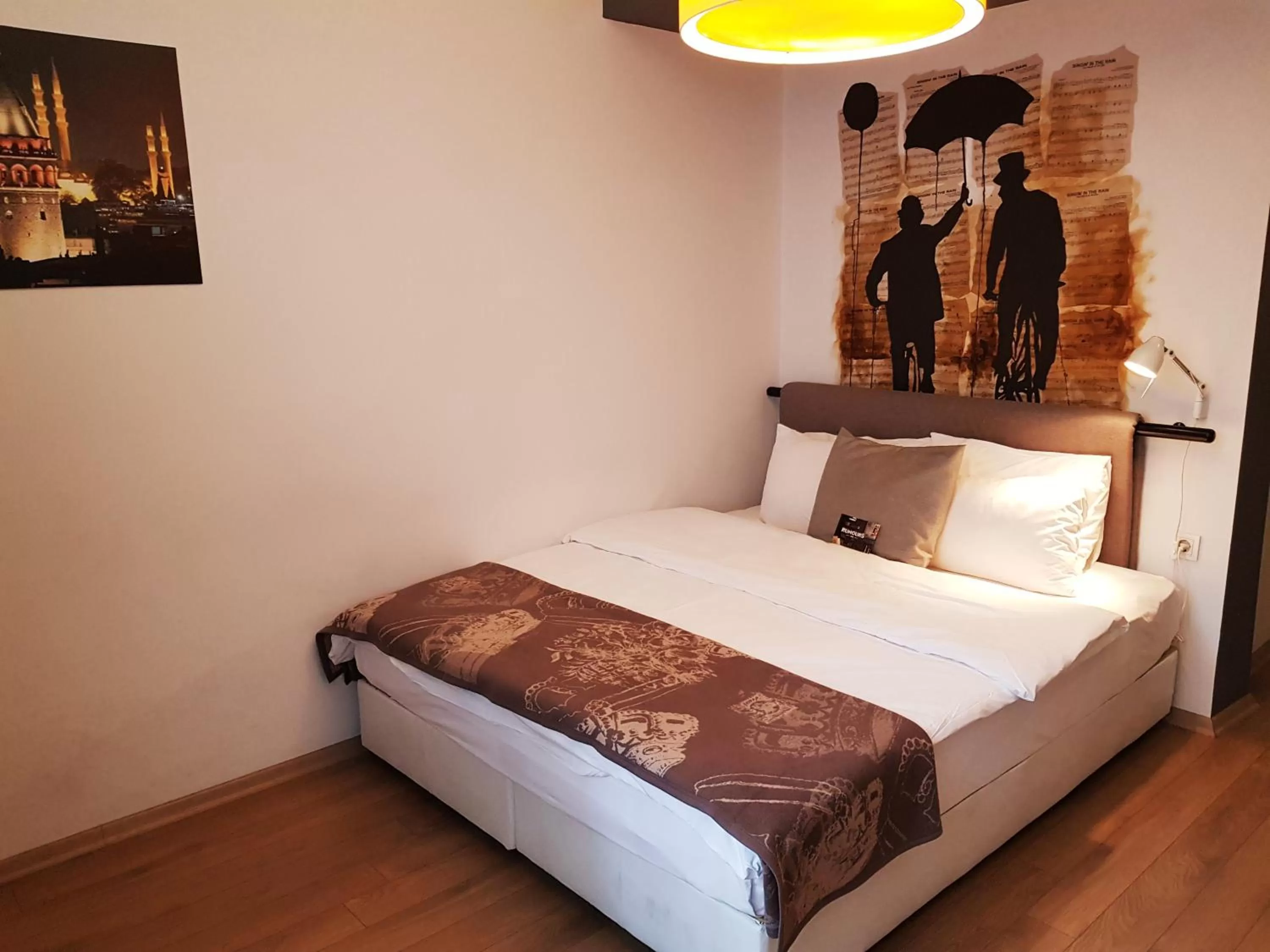 Other, Bed in Rumours Inn