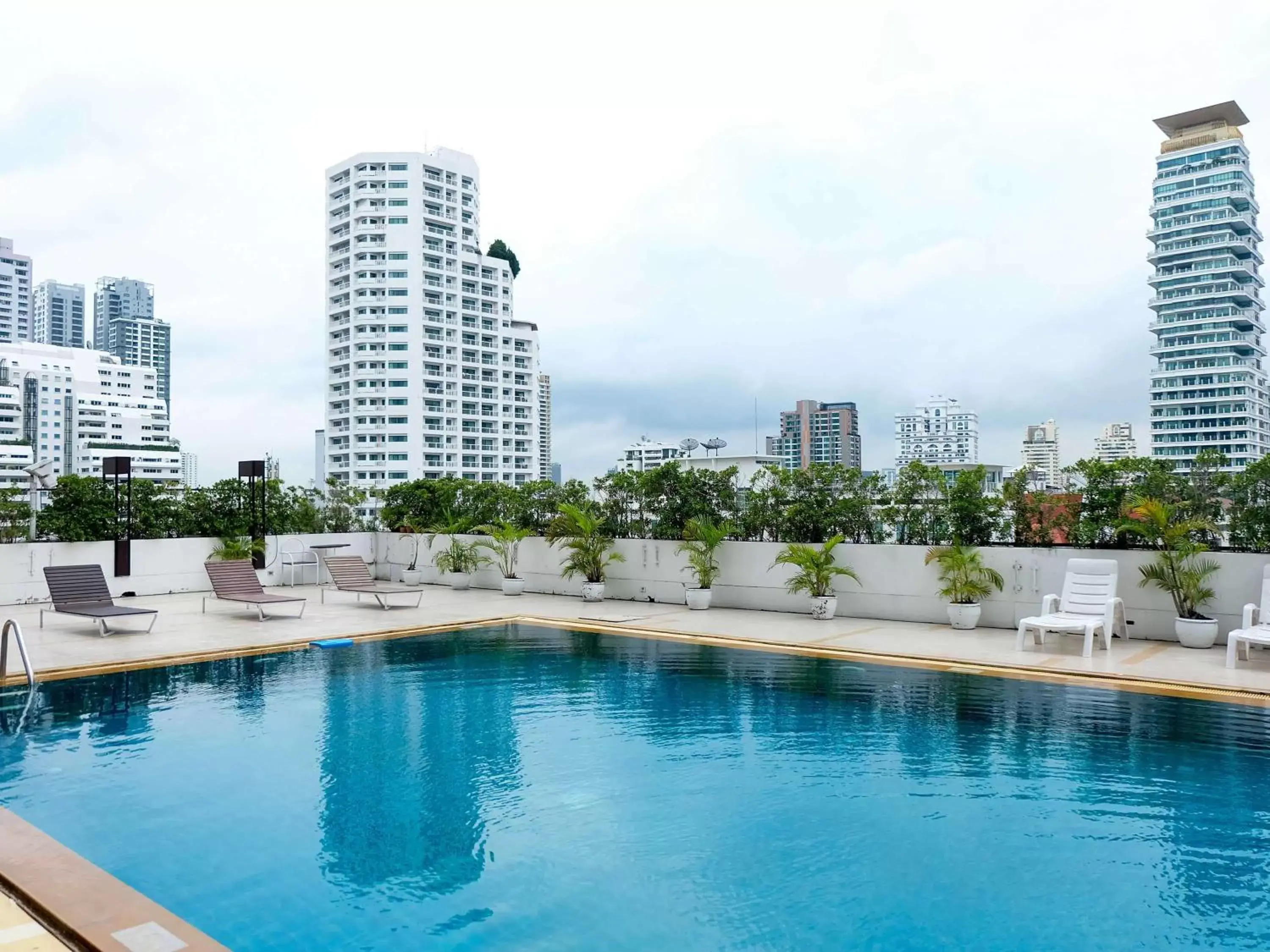 On site, Swimming Pool in Bangkok Hotel Lotus Sukhumvit 33 by Compass Hospitality