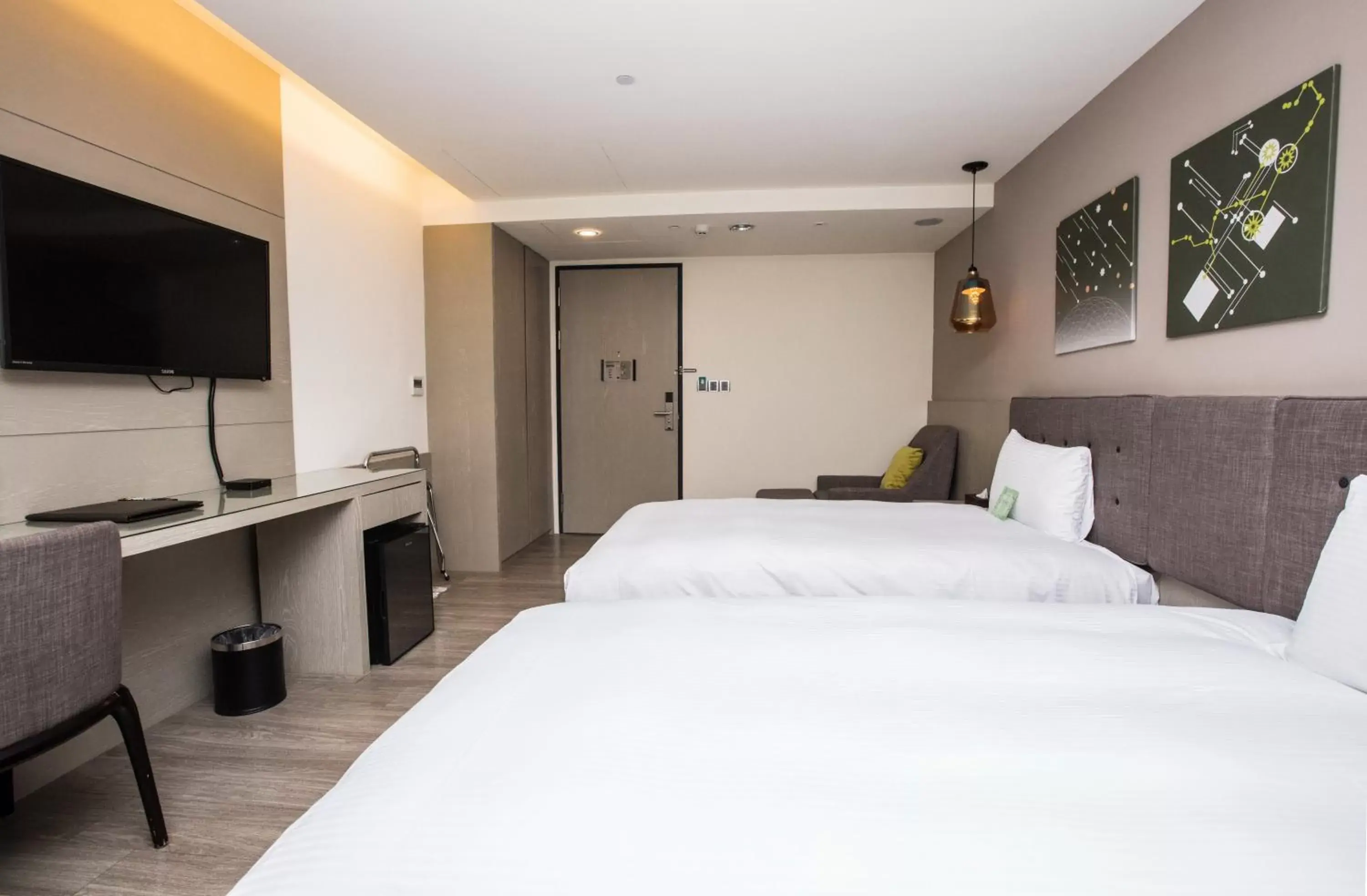 On site, Bed in Hub Hotel Kaohsiung Yawan Branch