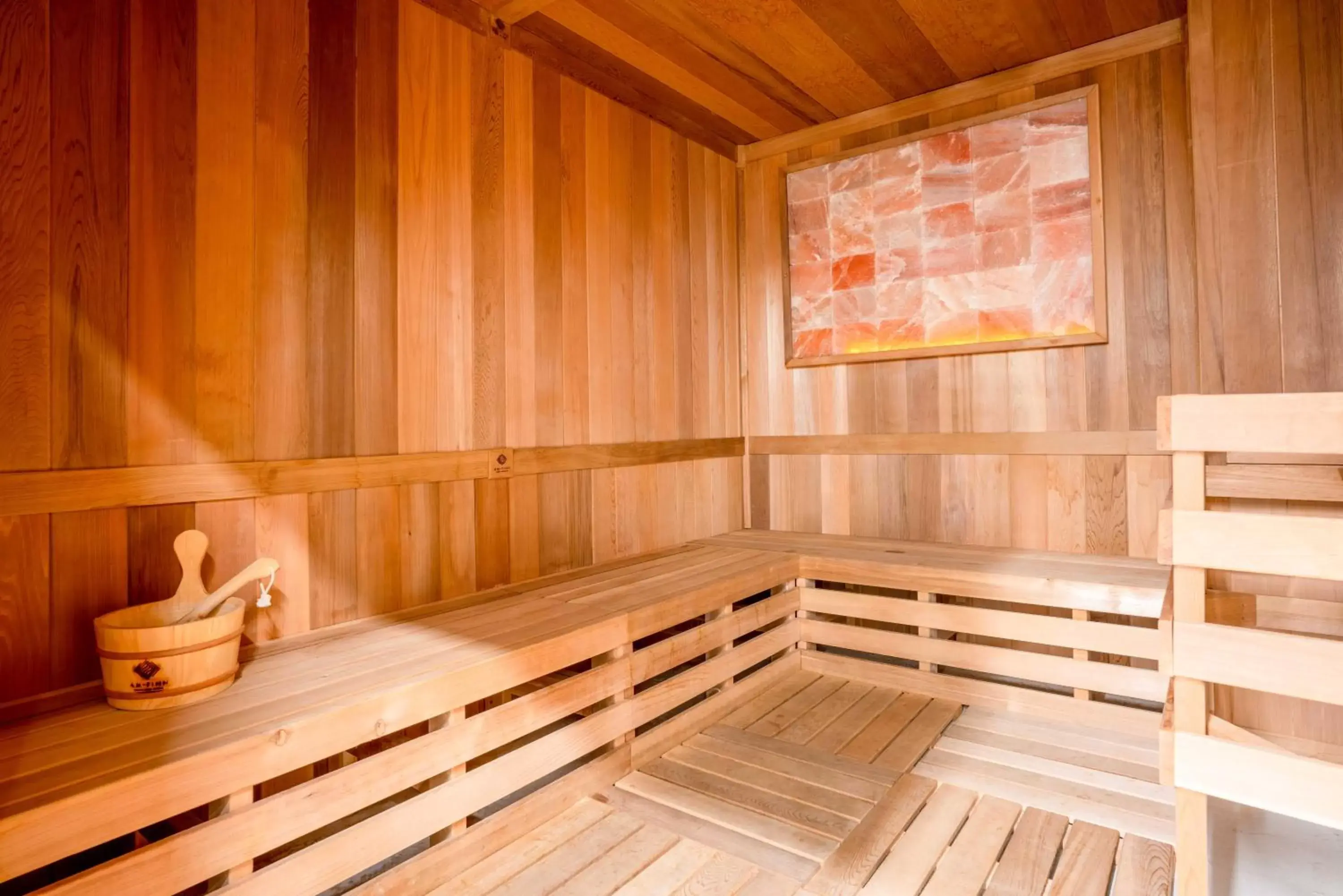 Sauna in Shashi Hotel Mountain View, an Urban Resort