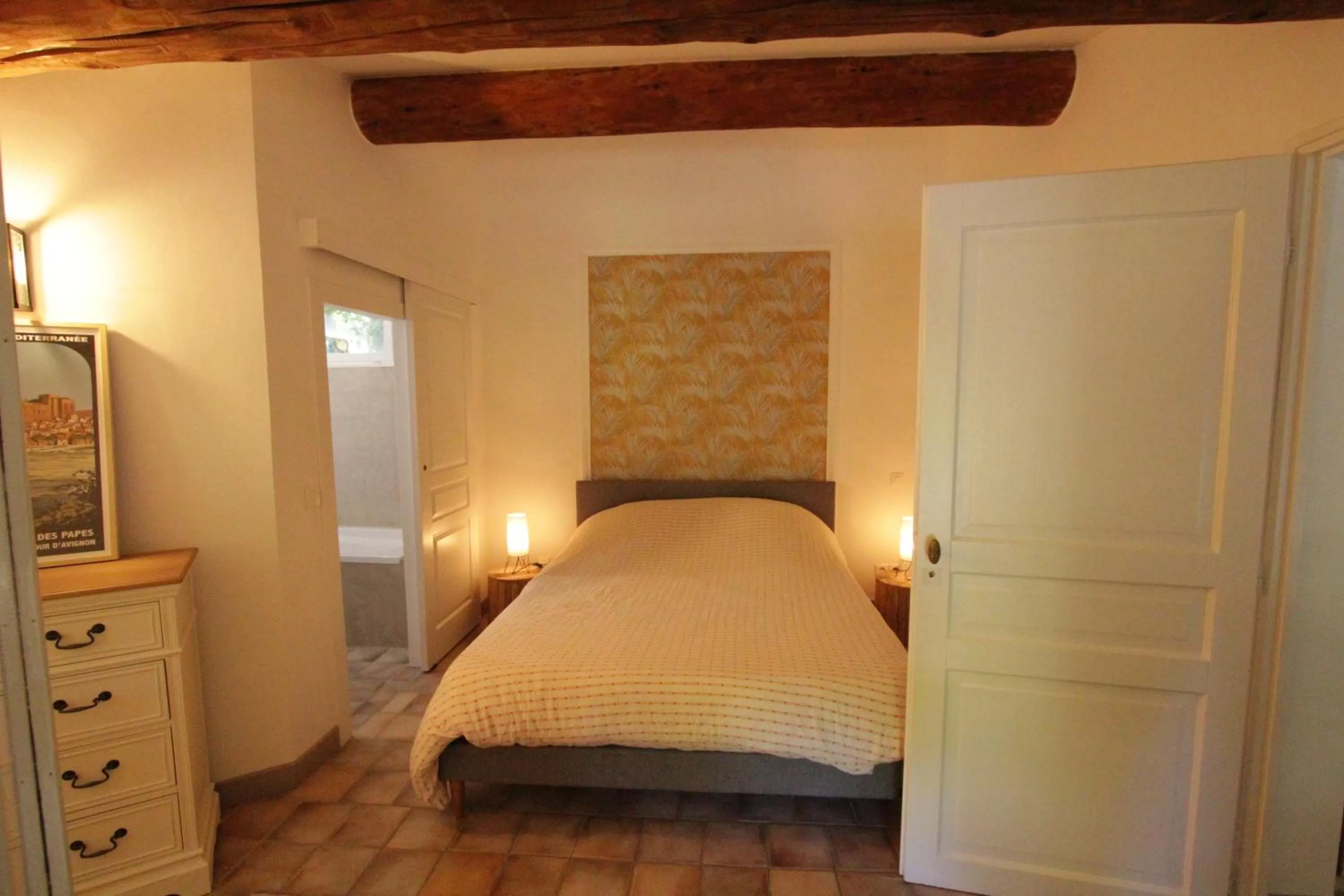Bathroom, Bed in Le Pavillon Vert - B&B