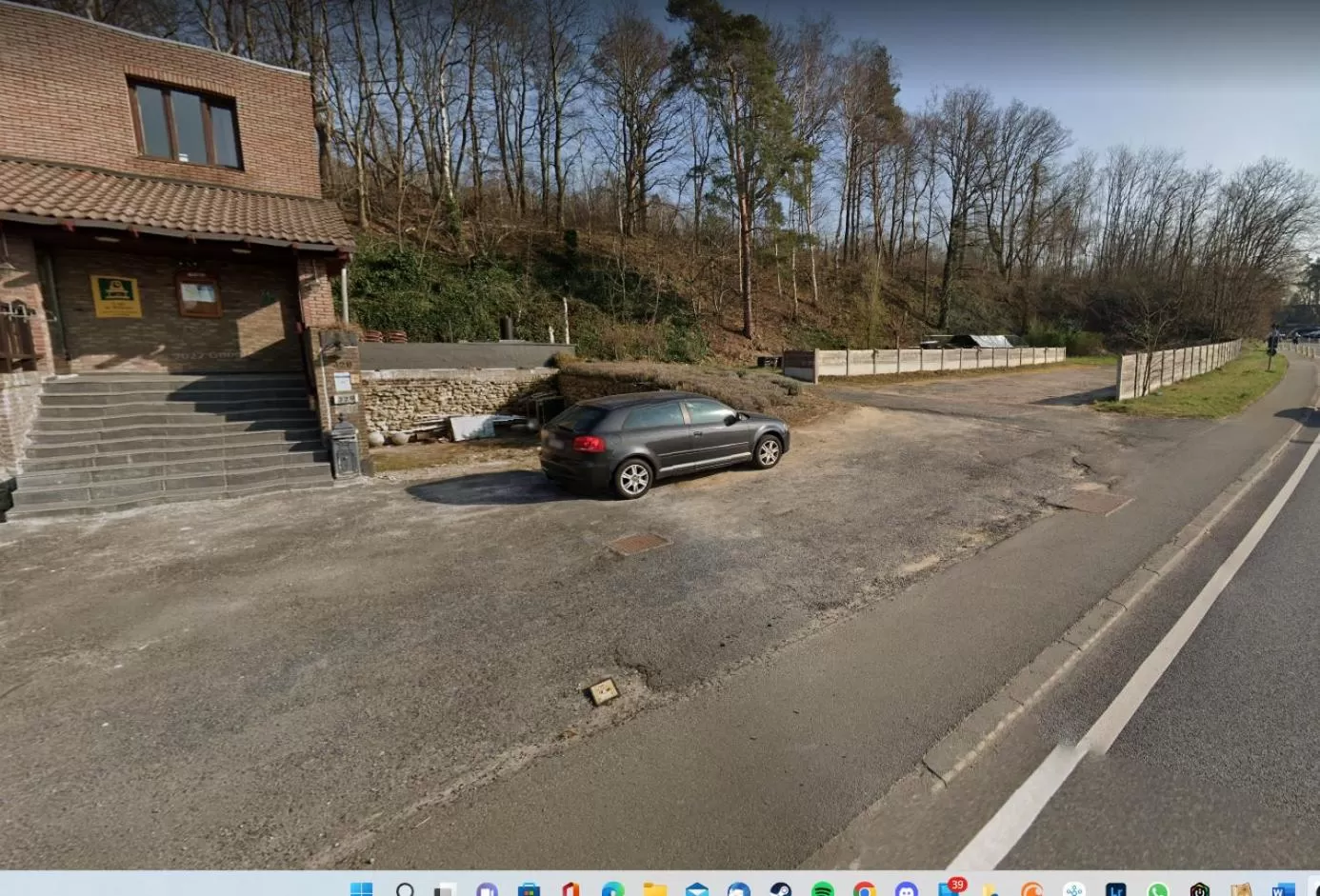 Street view in Avalon Hotel