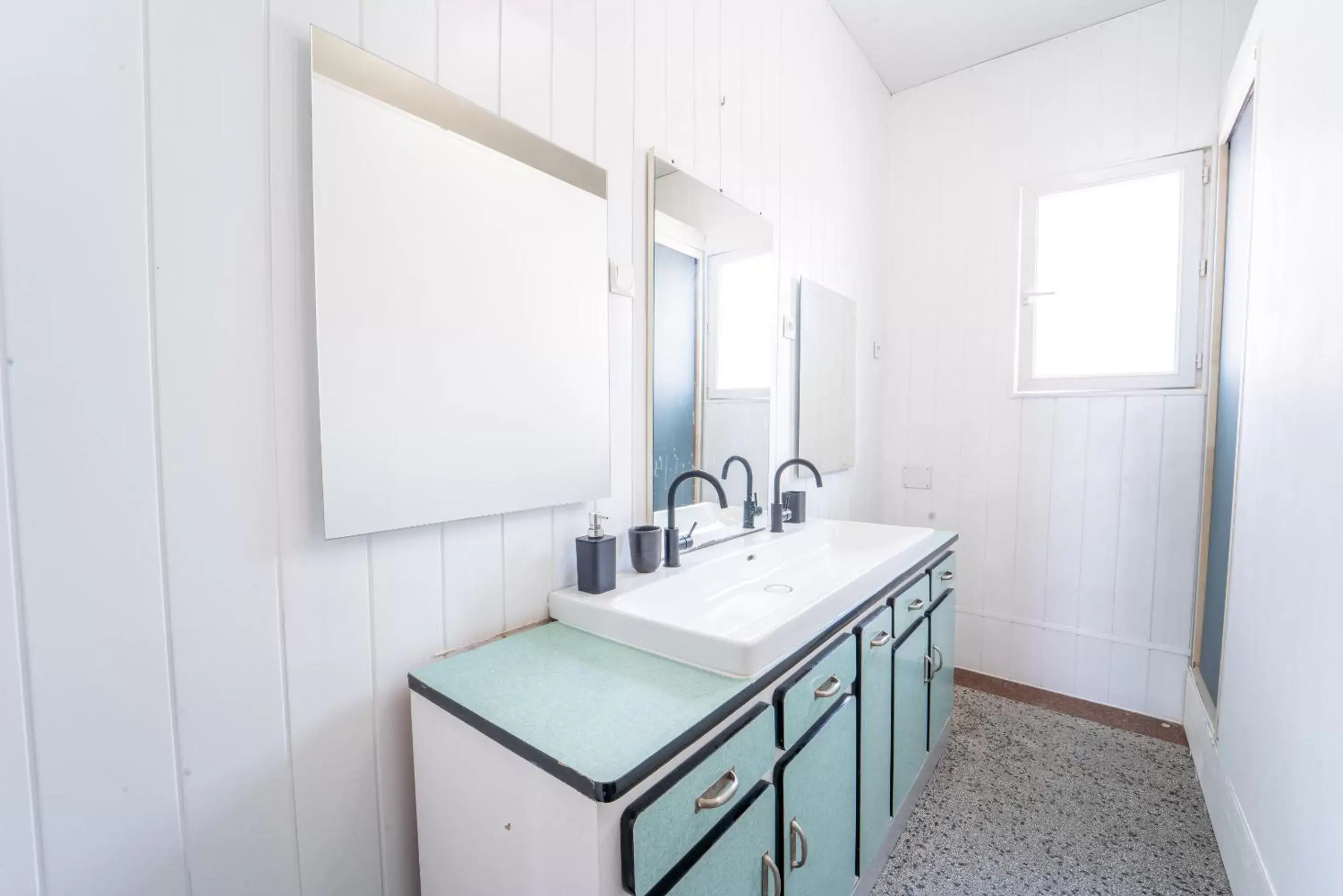 Bathroom in La Boga Surf House