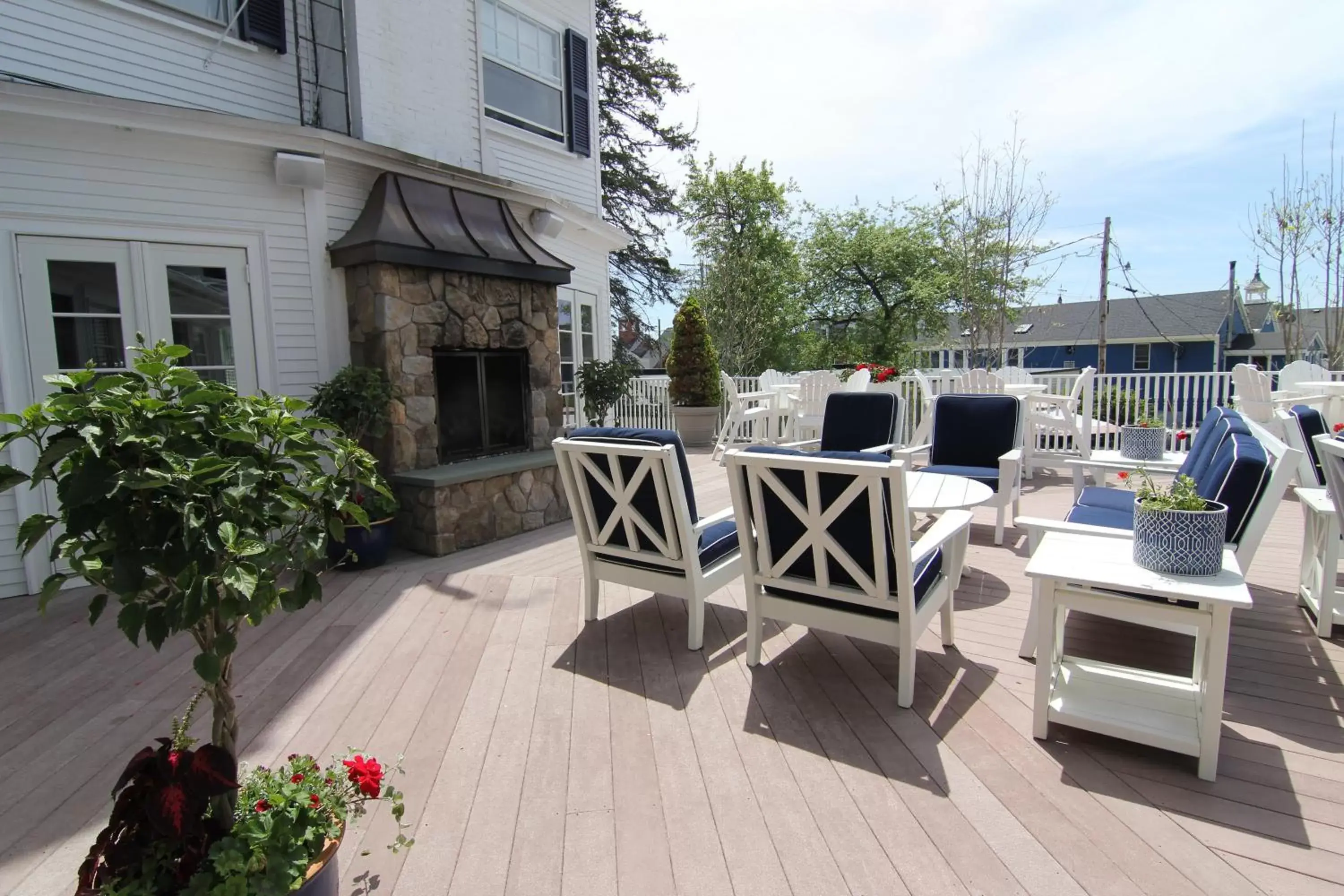 Property building, BBQ Facilities in Kennebunkport Inn