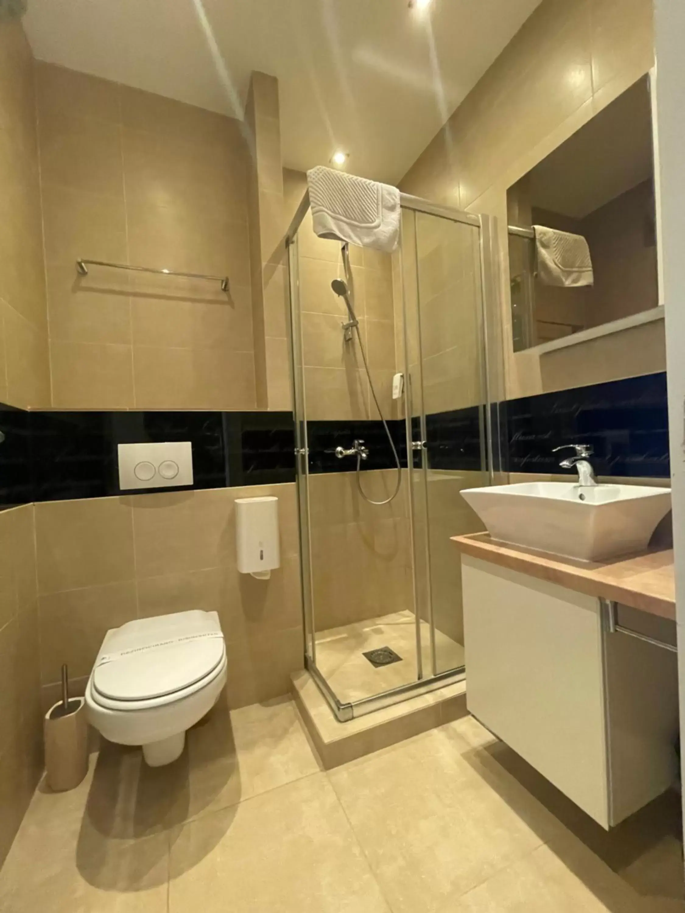 Bathroom in Hotel Butua Residence