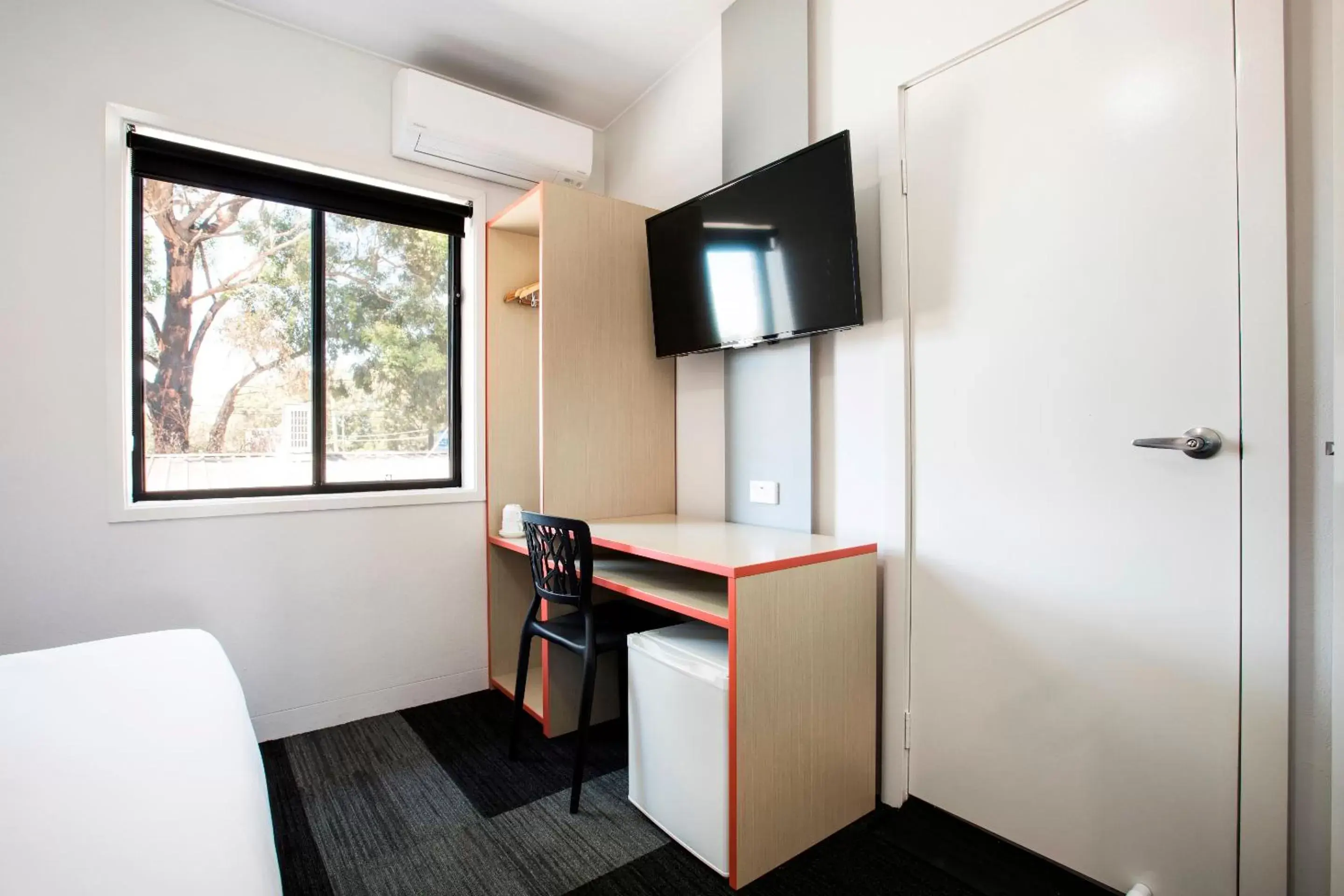 Area and facilities, TV/Entertainment Center in Villawood Hotel