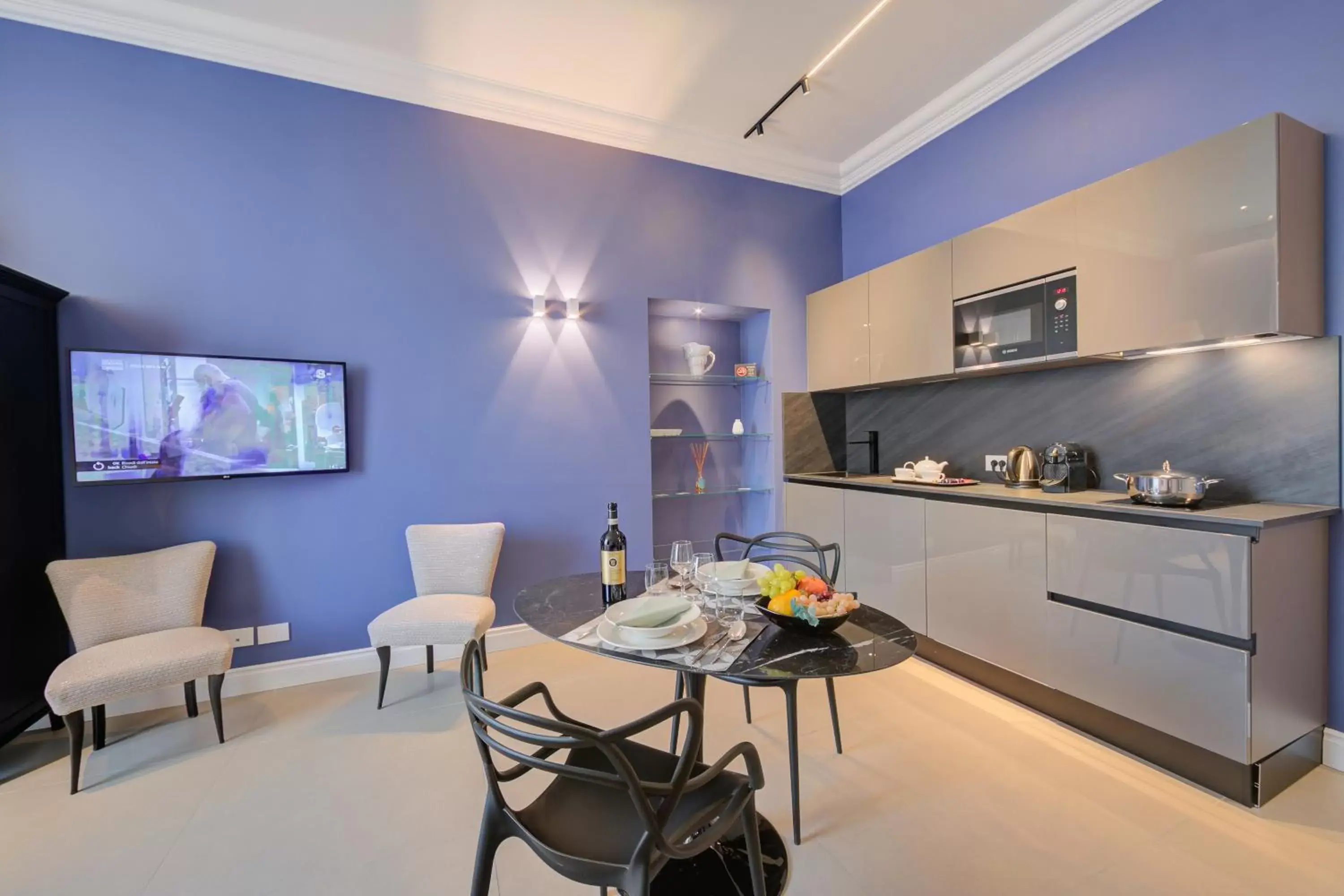 Kitchen or kitchenette, Dining Area in Boutique Central Apartments- Happy Rentals