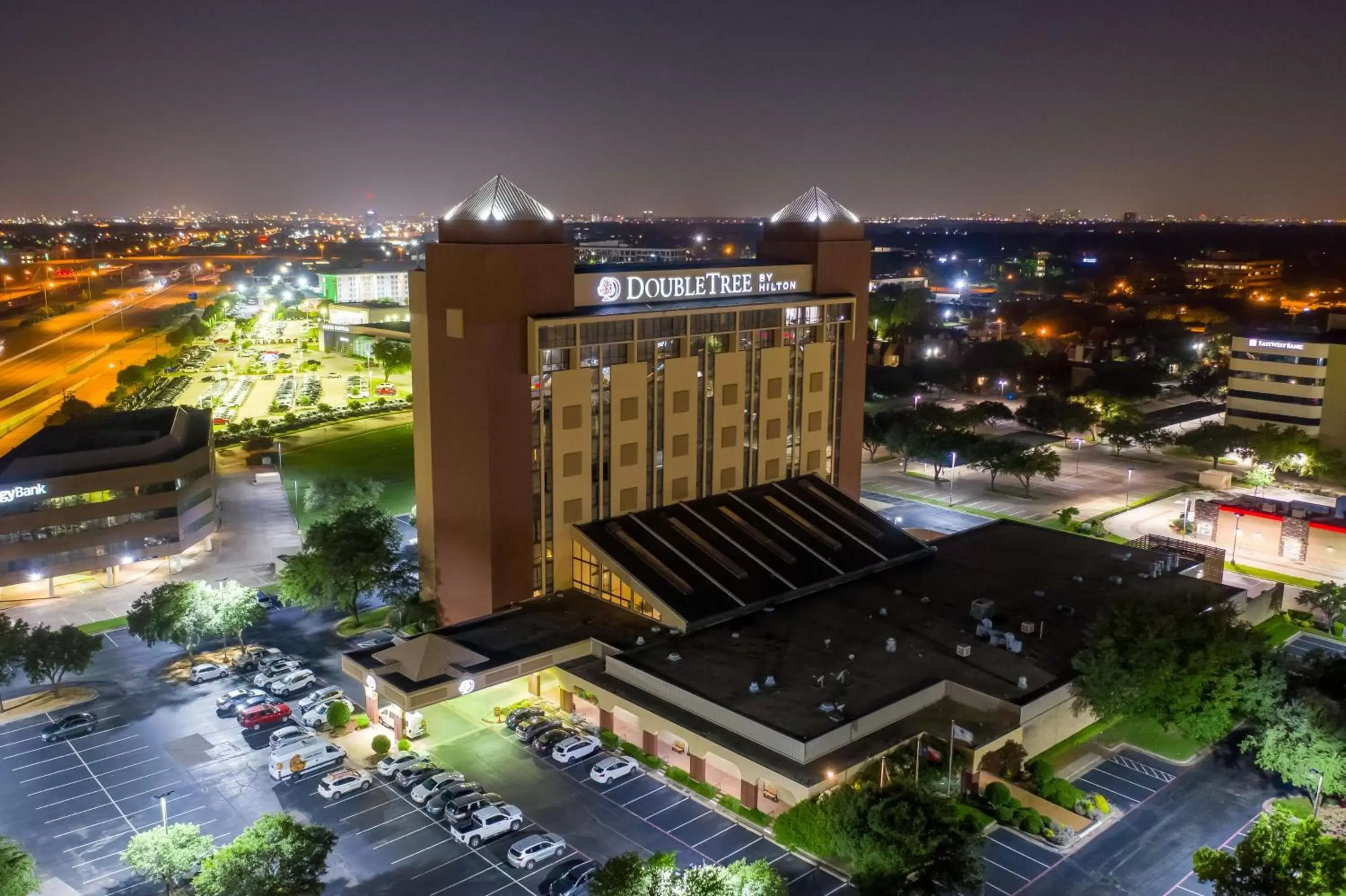 Property building, Bird's-eye View in DoubleTree by Hilton Dallas/Richardson