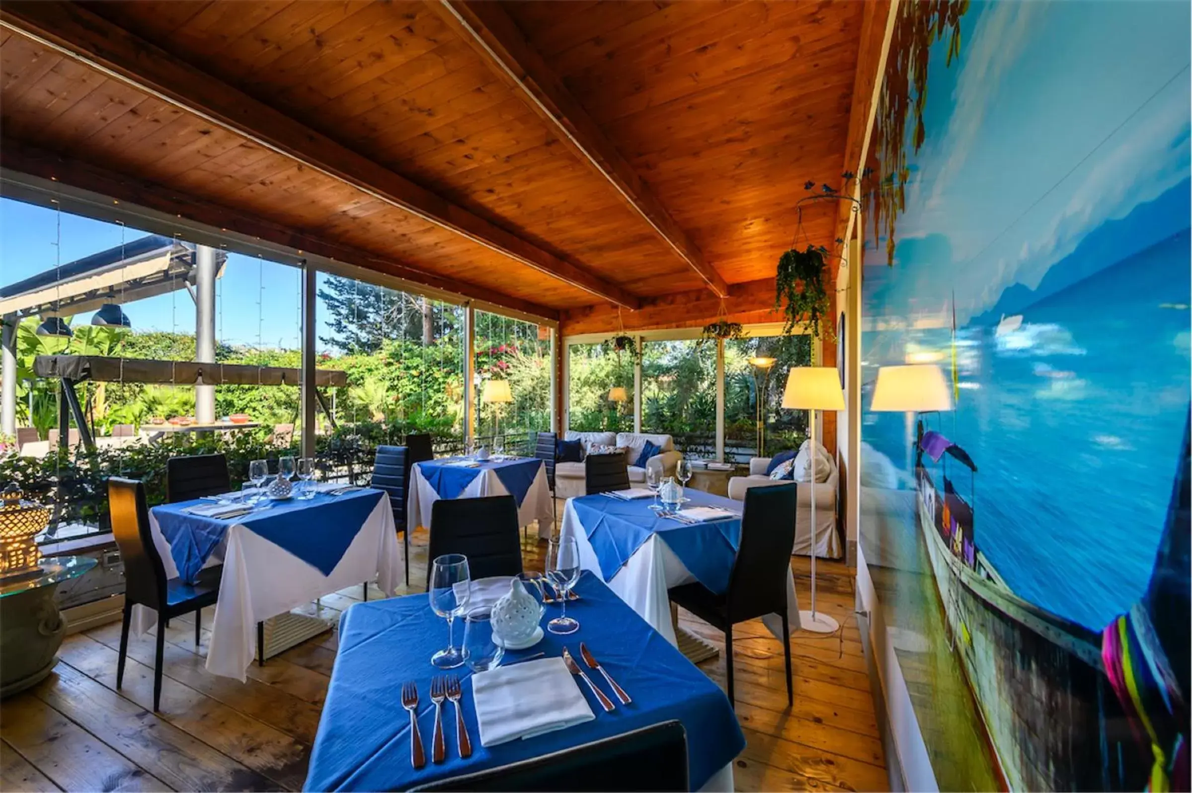 Restaurant/Places to Eat in VILLA SAN LORENZO ROOM SUITE & RESTAURANT