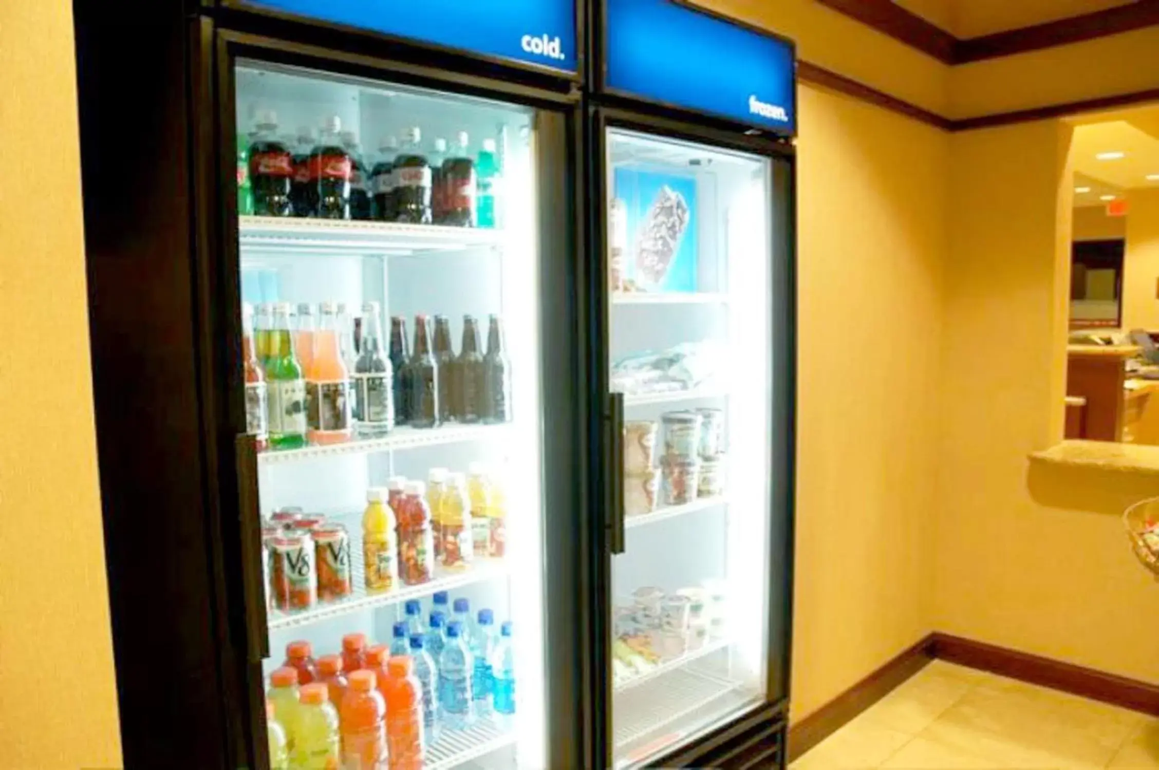 Restaurant/places to eat in Hampton Inn Calera Restaurant/places to eat in Hampton Inn Calera