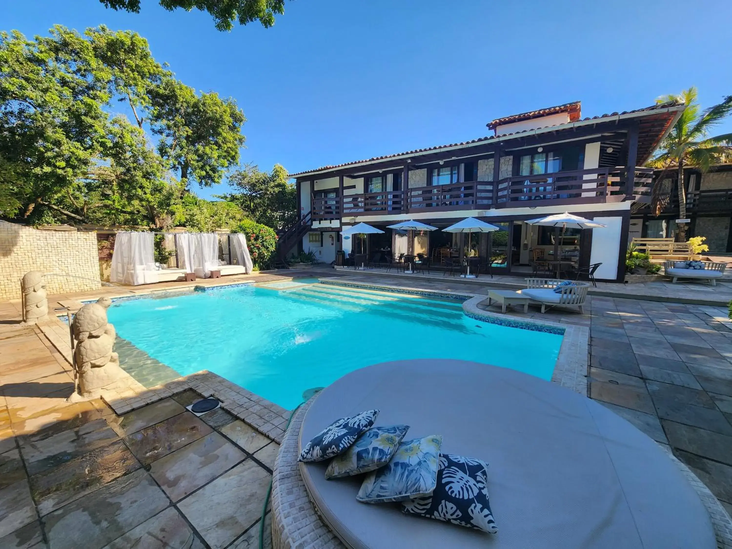 Swimming Pool in Pousada Blue Marlin