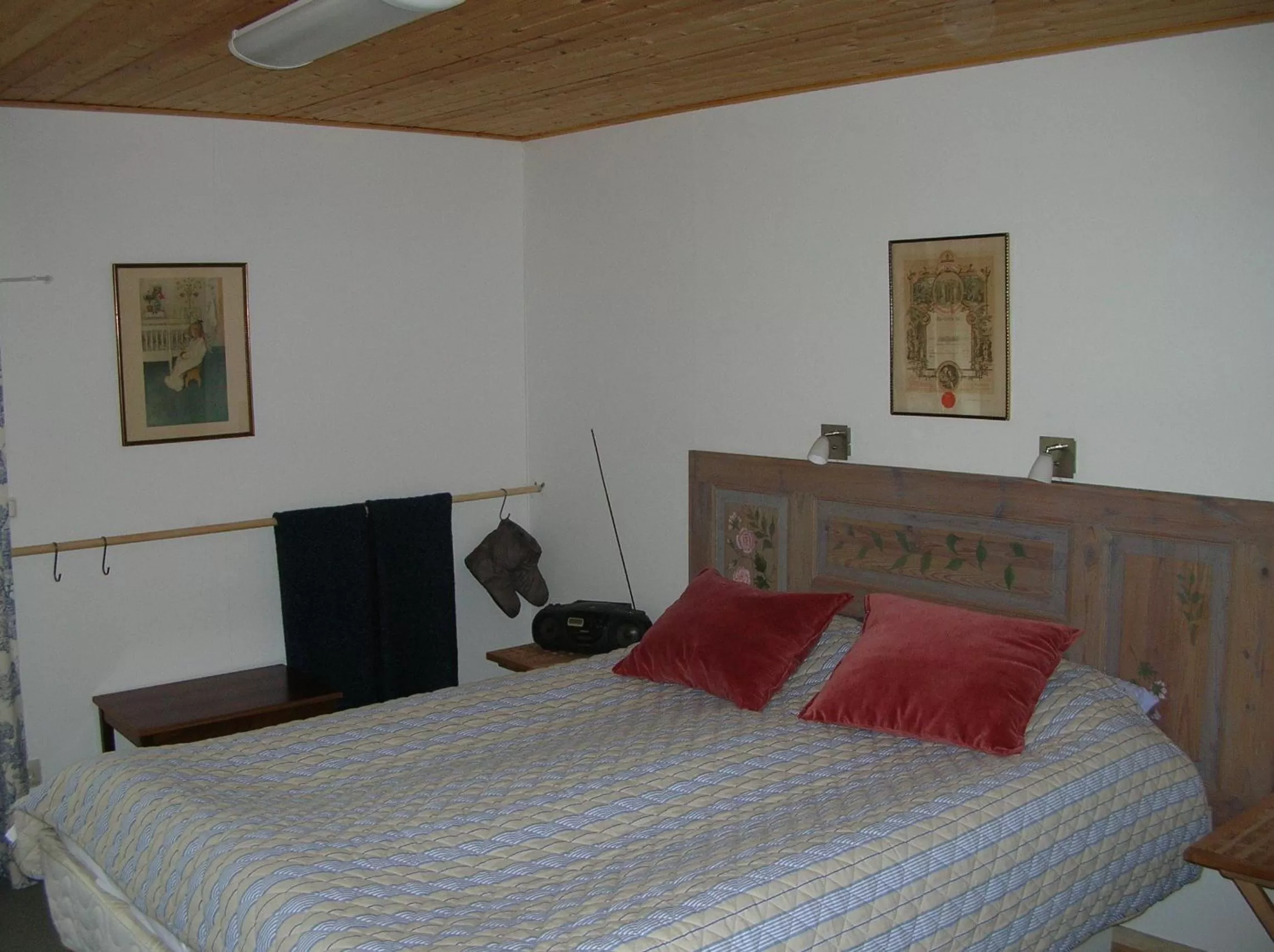 Bed in B&B Ströprodukter