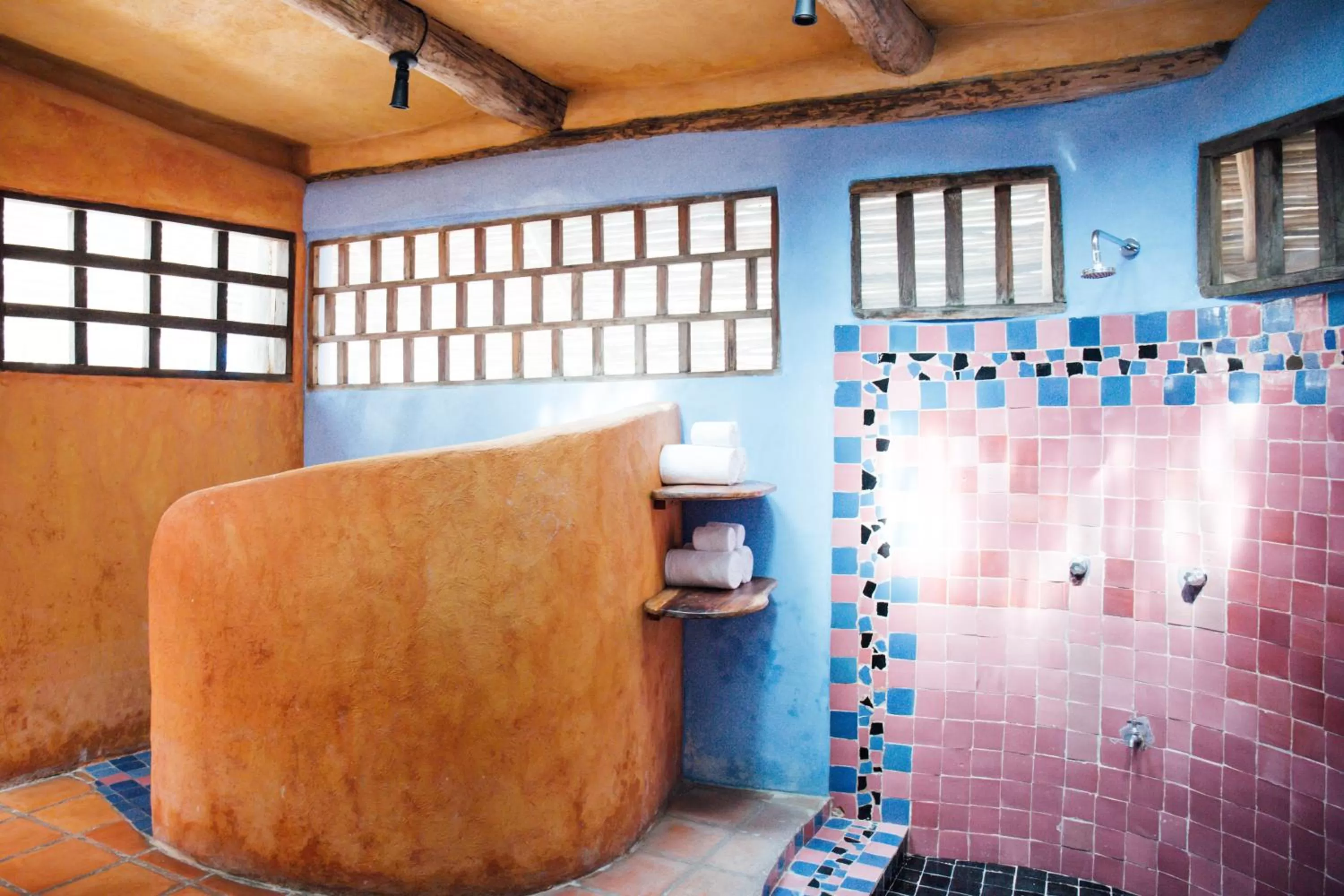 Bathroom in Zamas Hotel