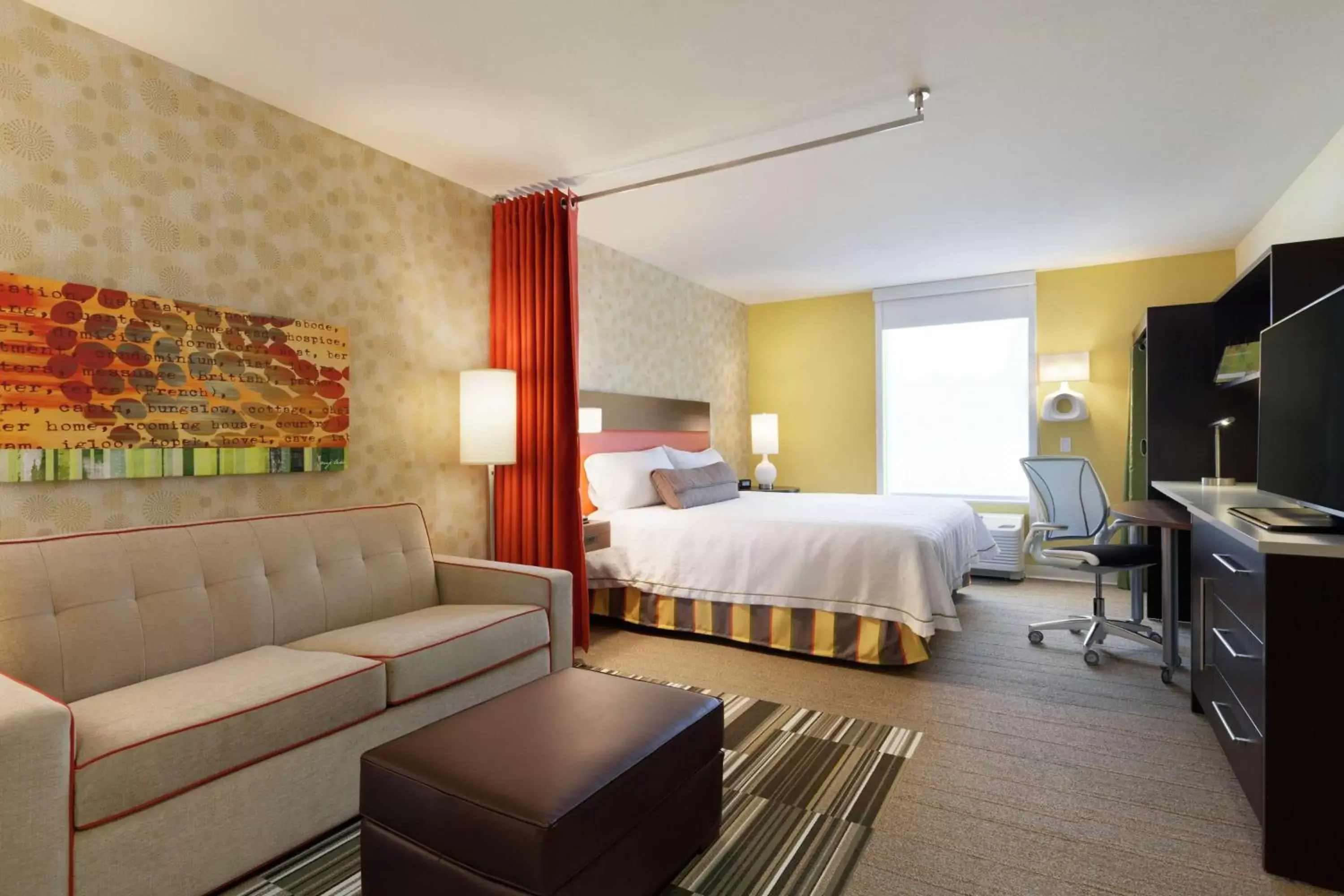 Seating area, Bed in Home2 Suites by Hilton Seattle Airport Seating area, Bed in Home2 Suites by Hilton Seattle Airport