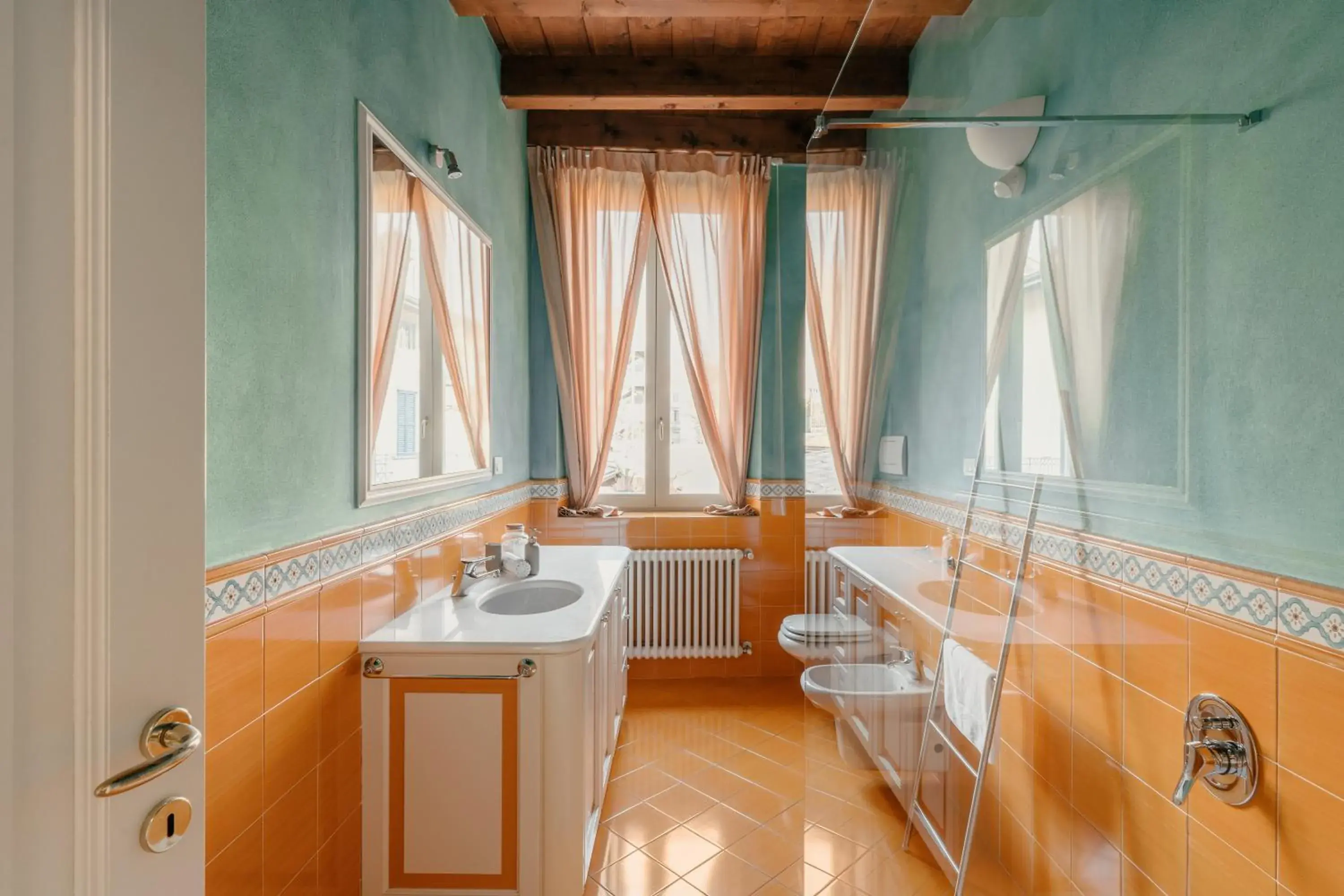 Bathroom in Quarenghi16