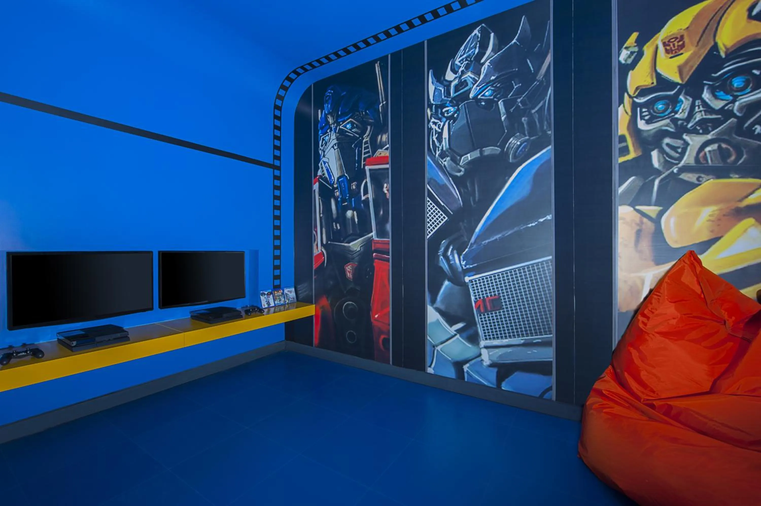 Kids's club in DAMAC Maison Cour Jardin