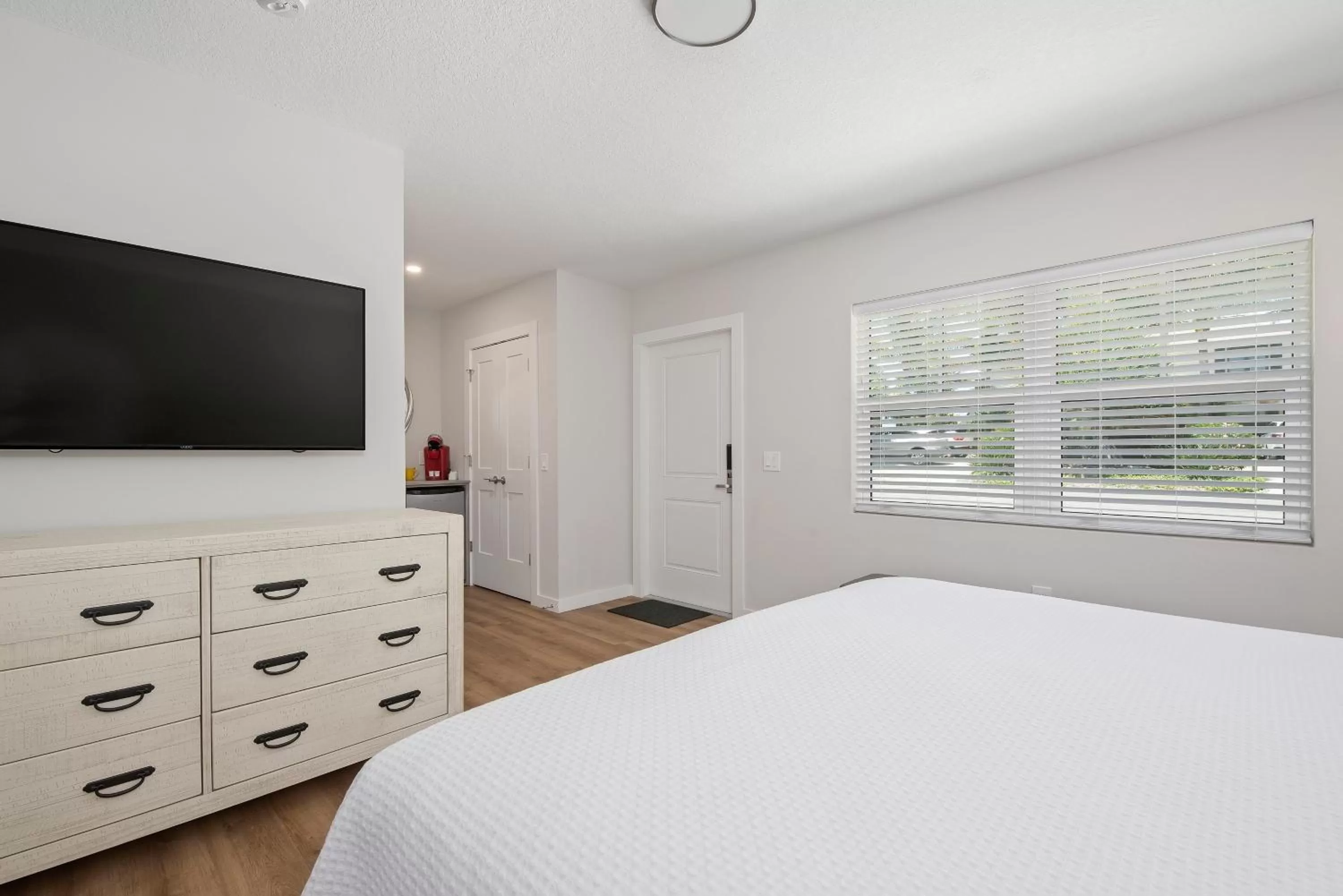 Bed in Escape Coastal Resort on Casey Key