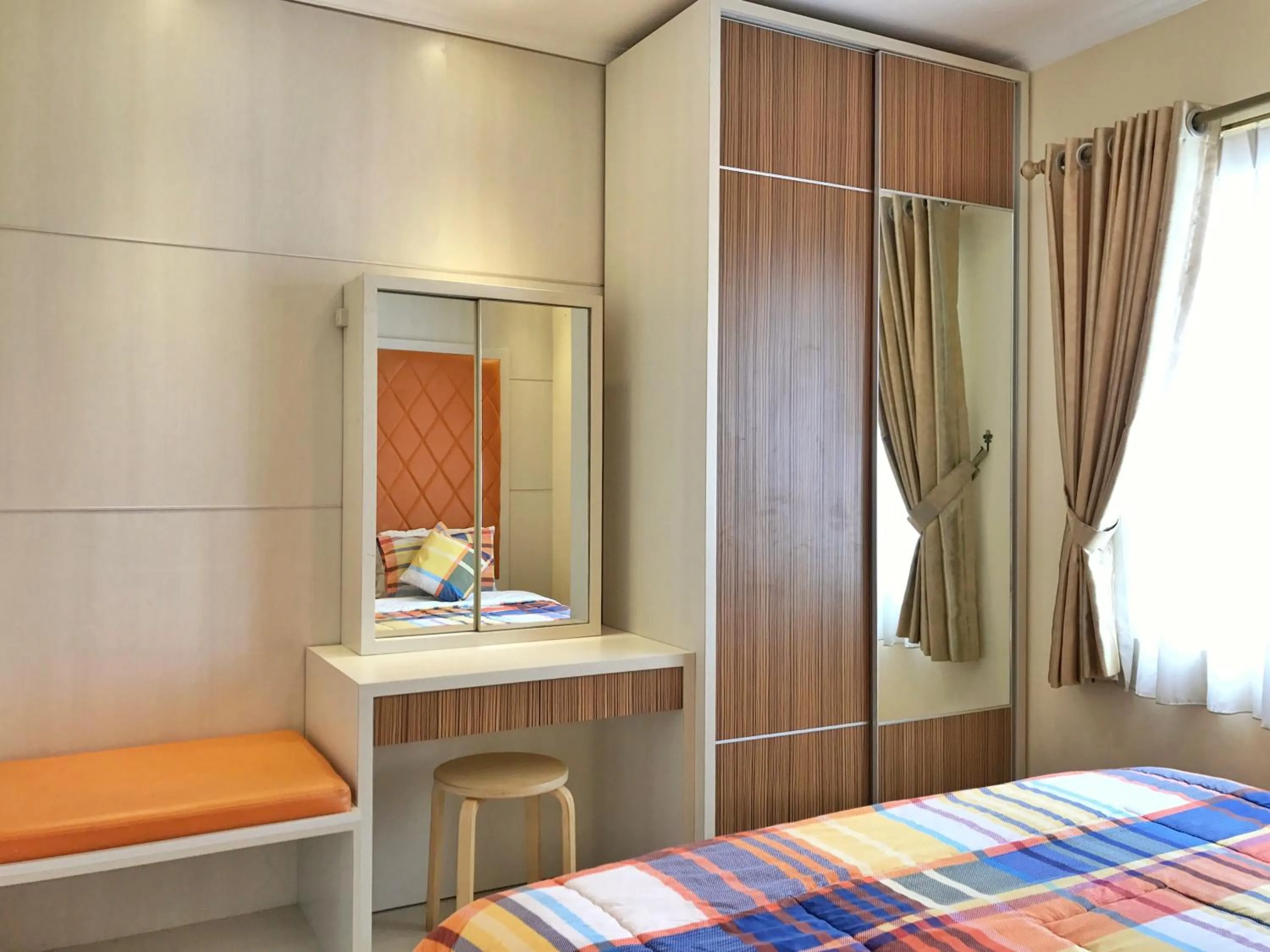 Bedroom, Bed in Ravarine Suite Apartment