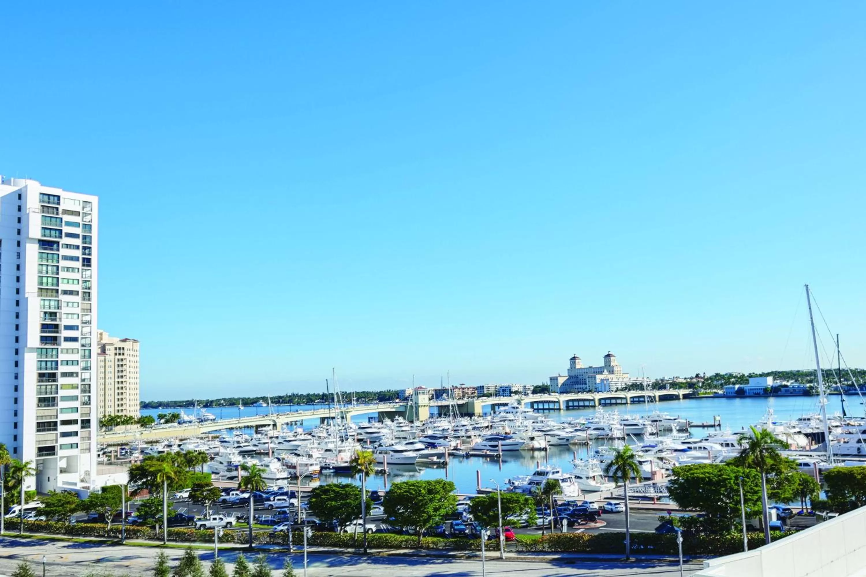 Beach in The Ben, Autograph Collection