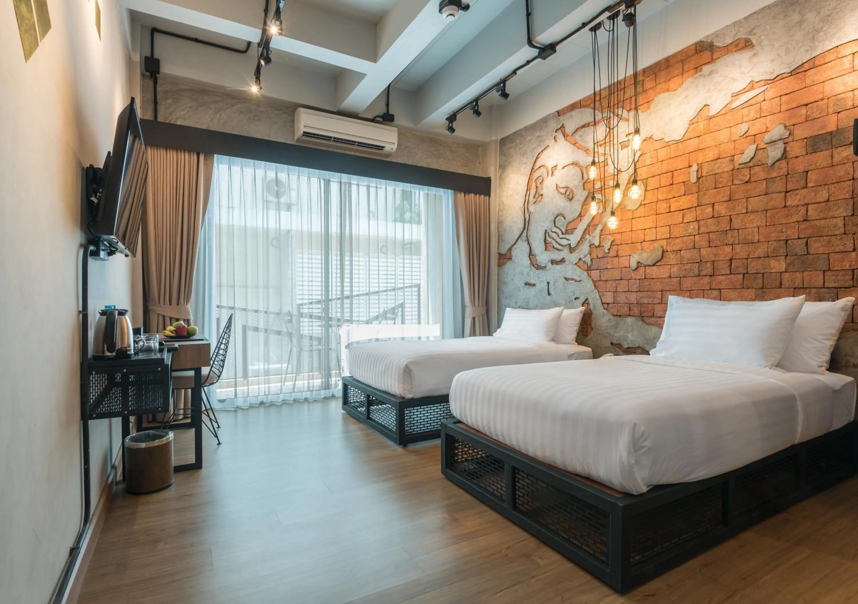 Photo of the whole room, Bed in Sea Crest by Jomtien