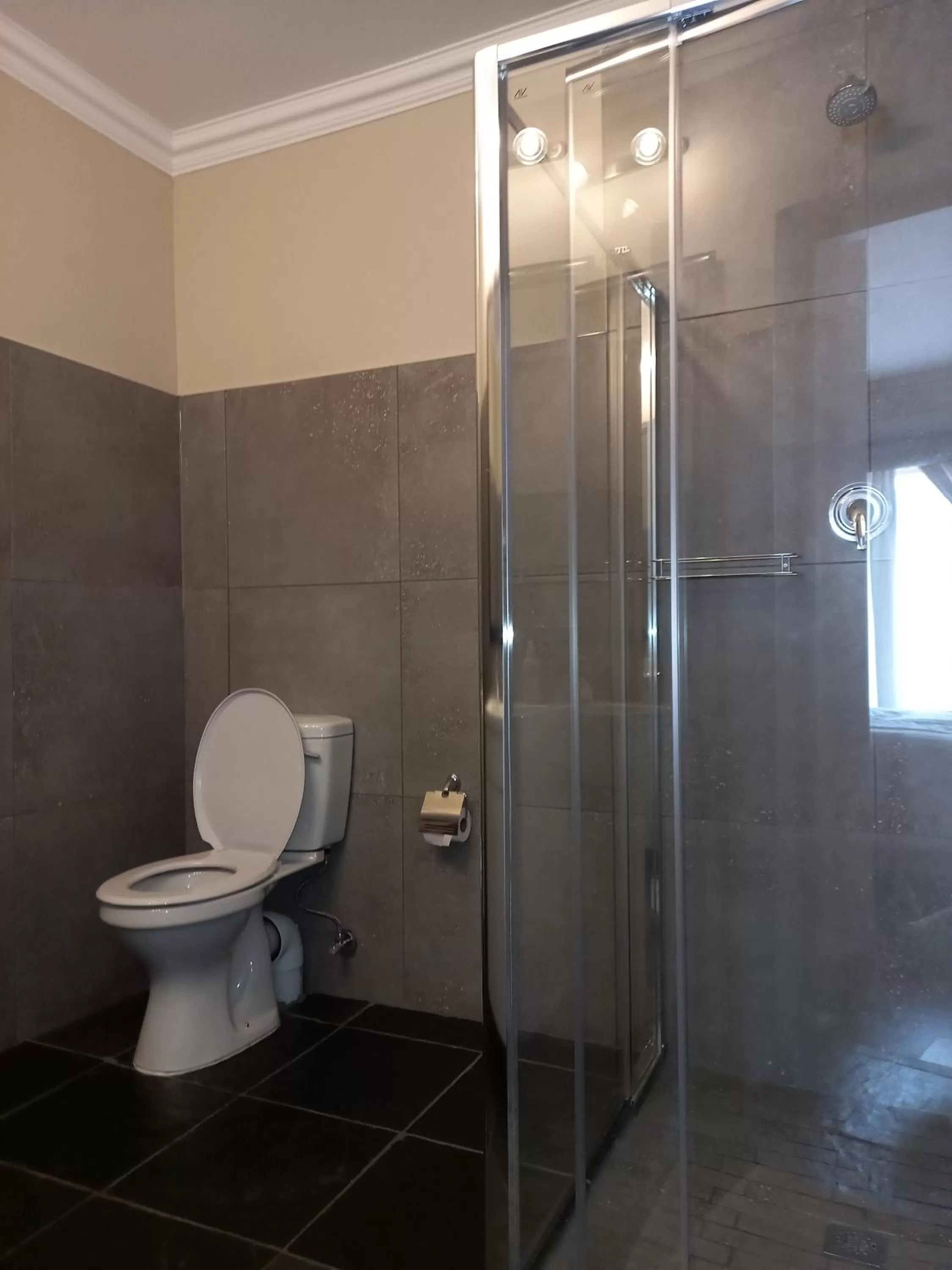 Bathroom in Troas Boutique hotel