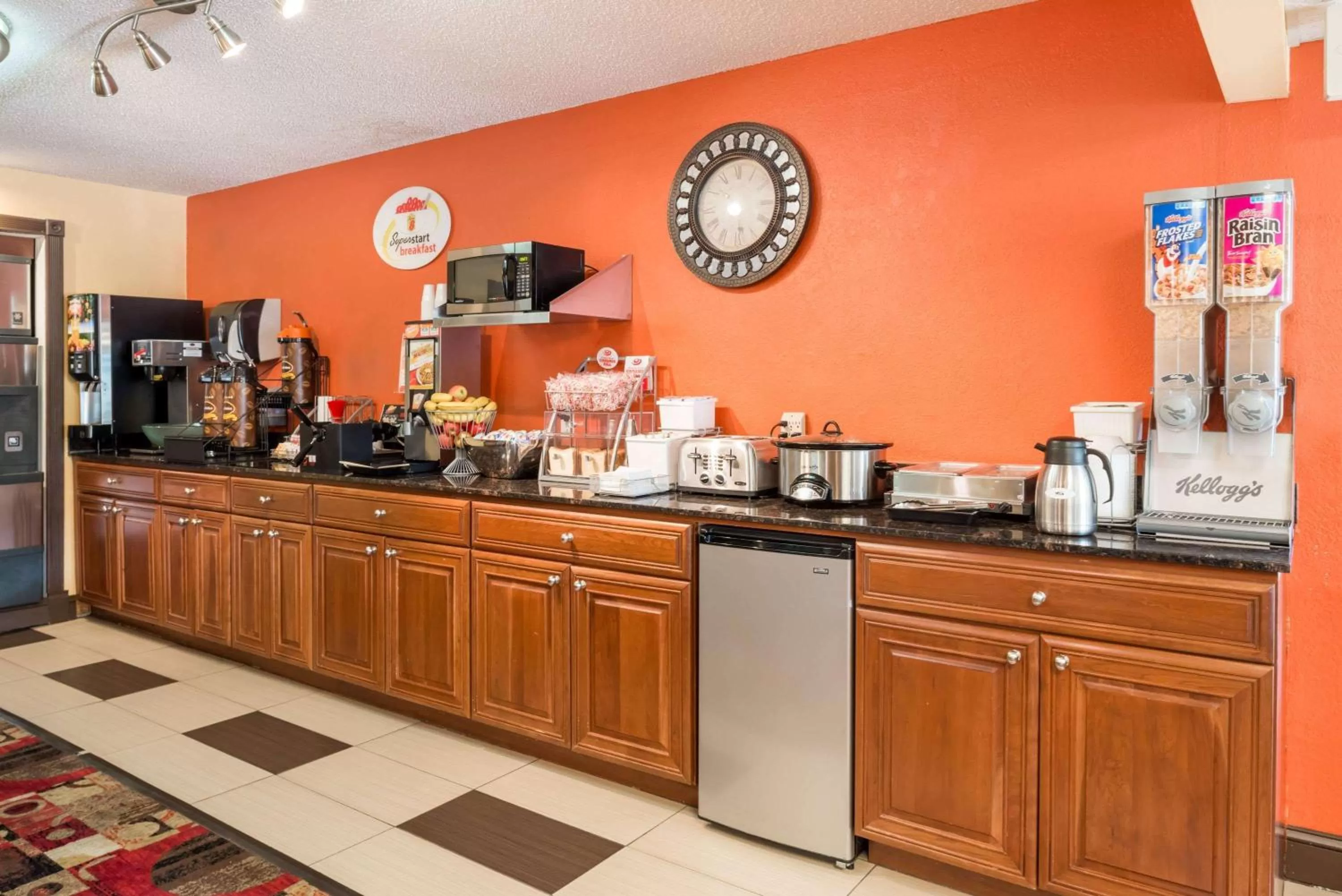 Restaurant/places to eat in Super 8 by Wyndham Jacksonville