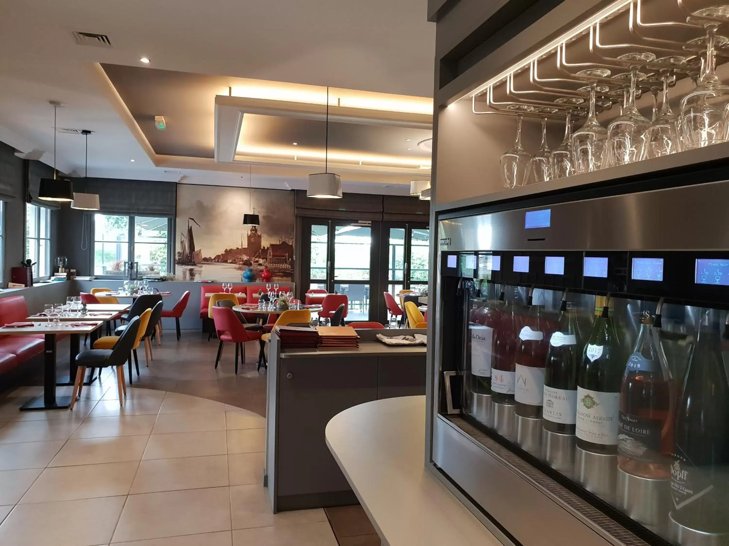 Restaurant/Places to Eat in ibis Styles Douai Gare Gayant Expo