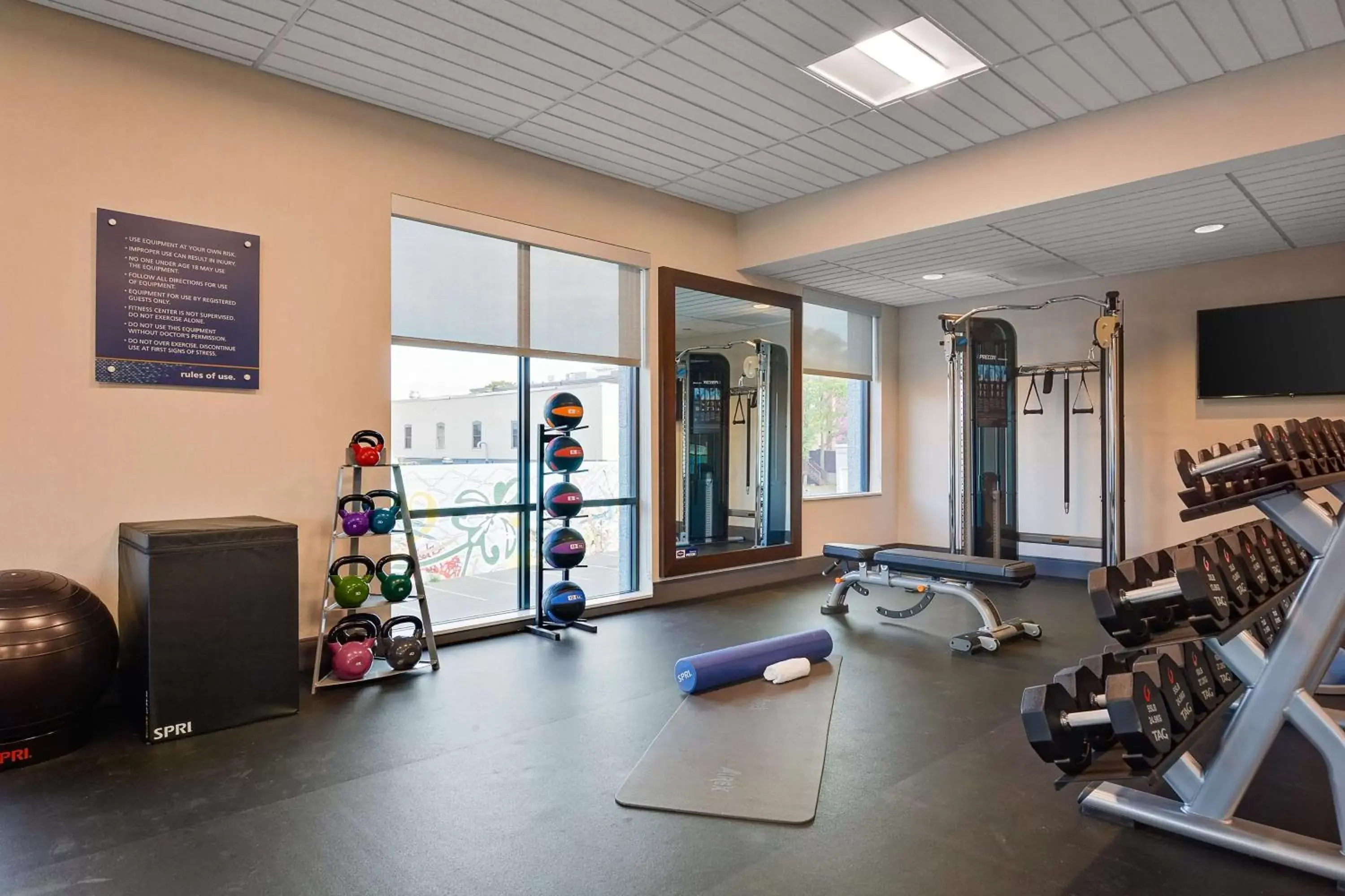 Fitness centre/facilities, Fitness Center/Facilities in Hampton Inn Salem, Ma